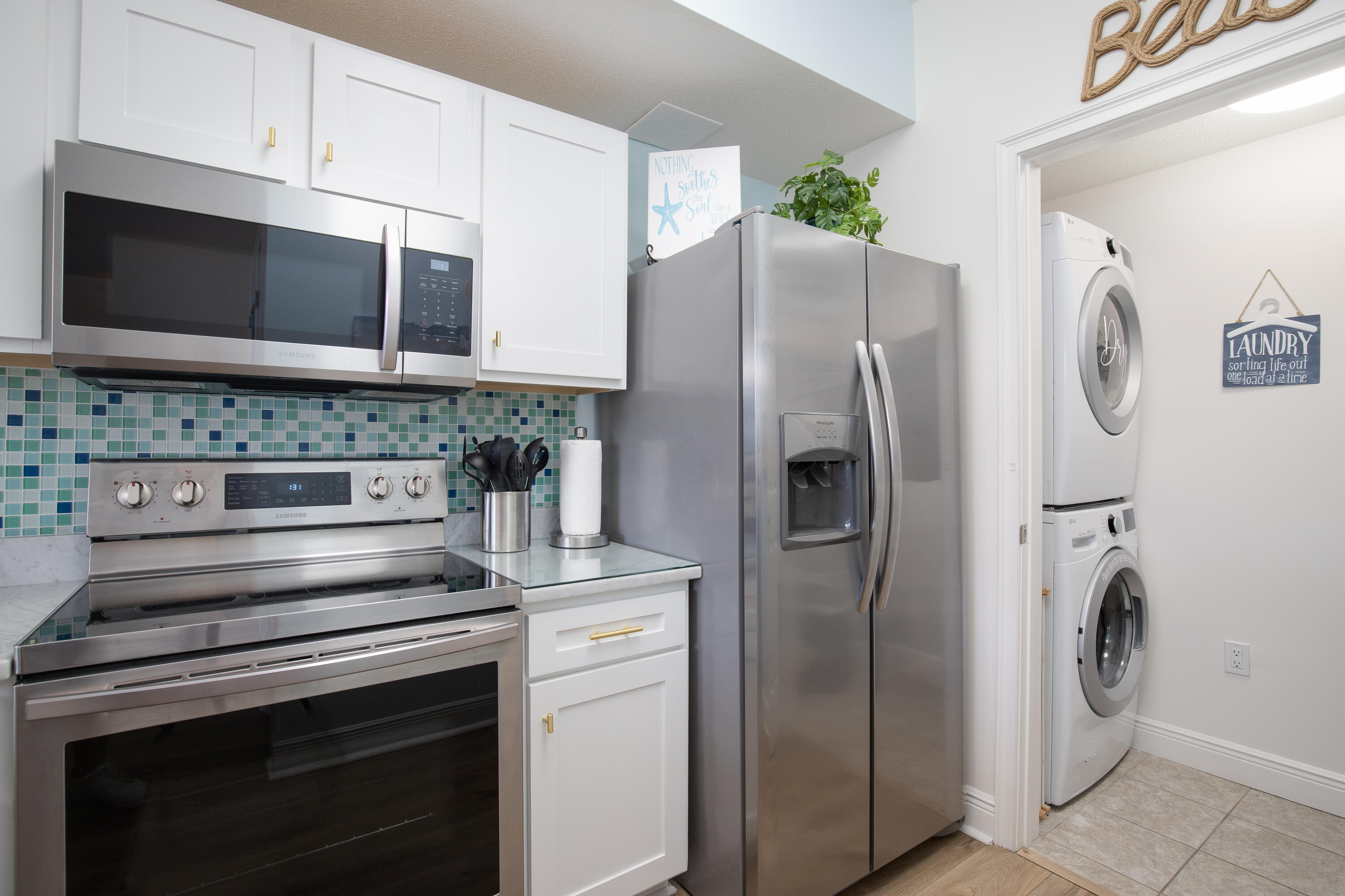 WATERS EDGE - Residential