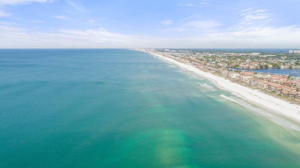 BEACH POINTE - Residential Lease