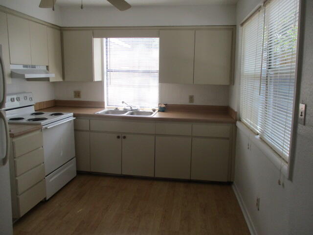 EDGEWATER APT - Residential Lease