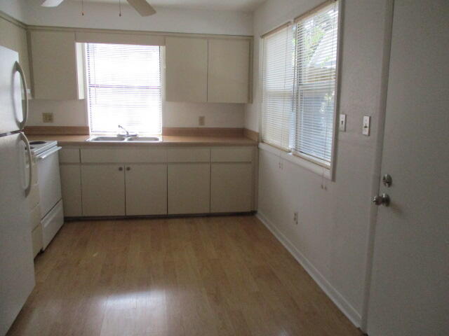 EDGEWATER APT - Residential Lease