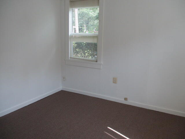 EDGEWATER APT - Residential Lease