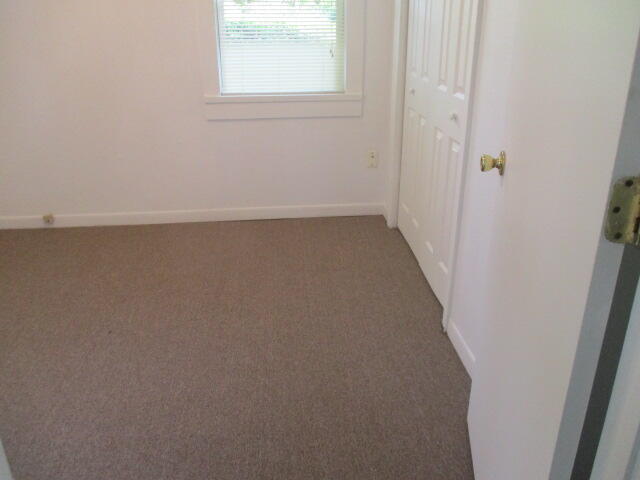 EDGEWATER APT - Residential Lease