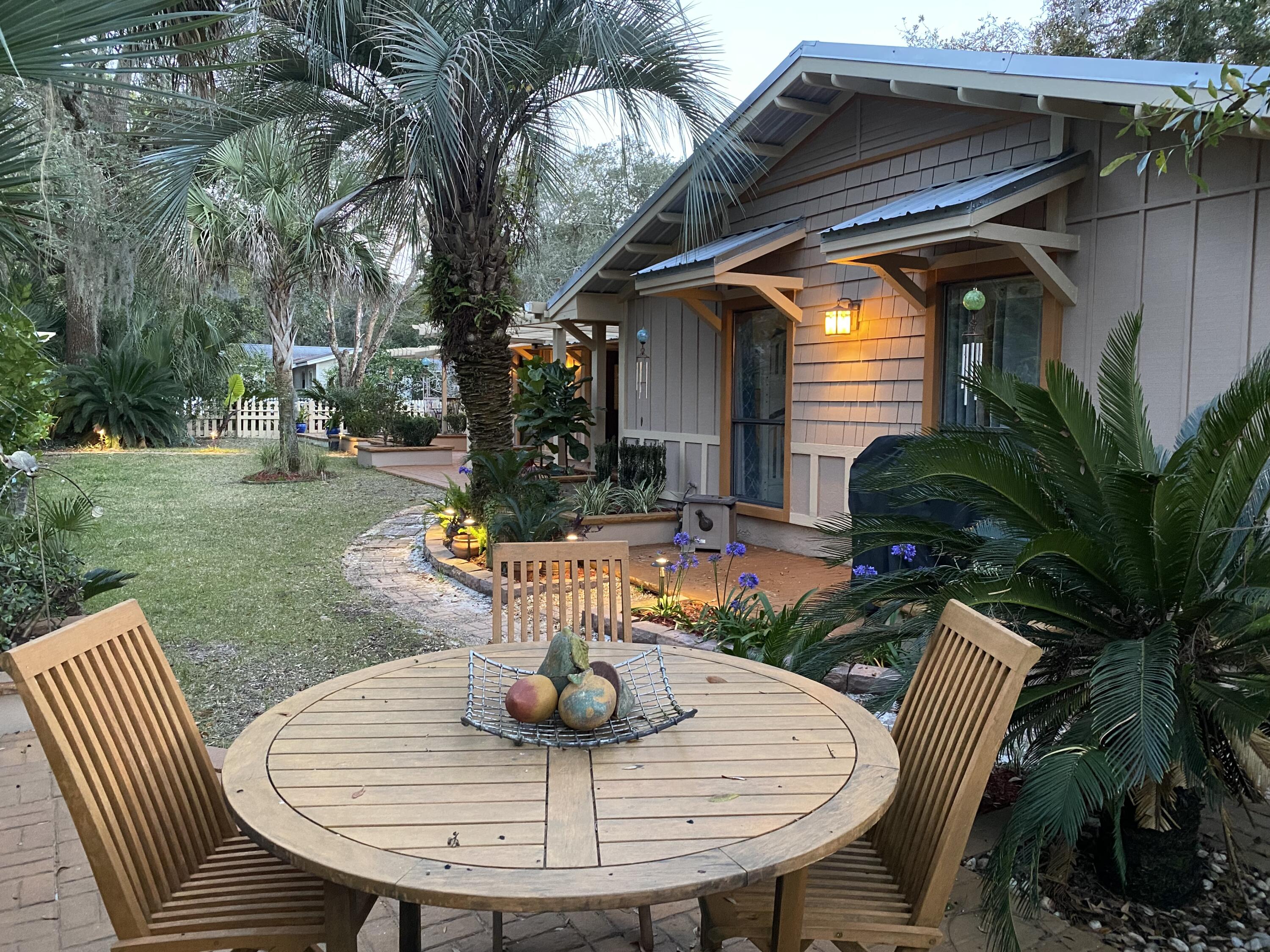 BAY MAGNOLIA - Residential