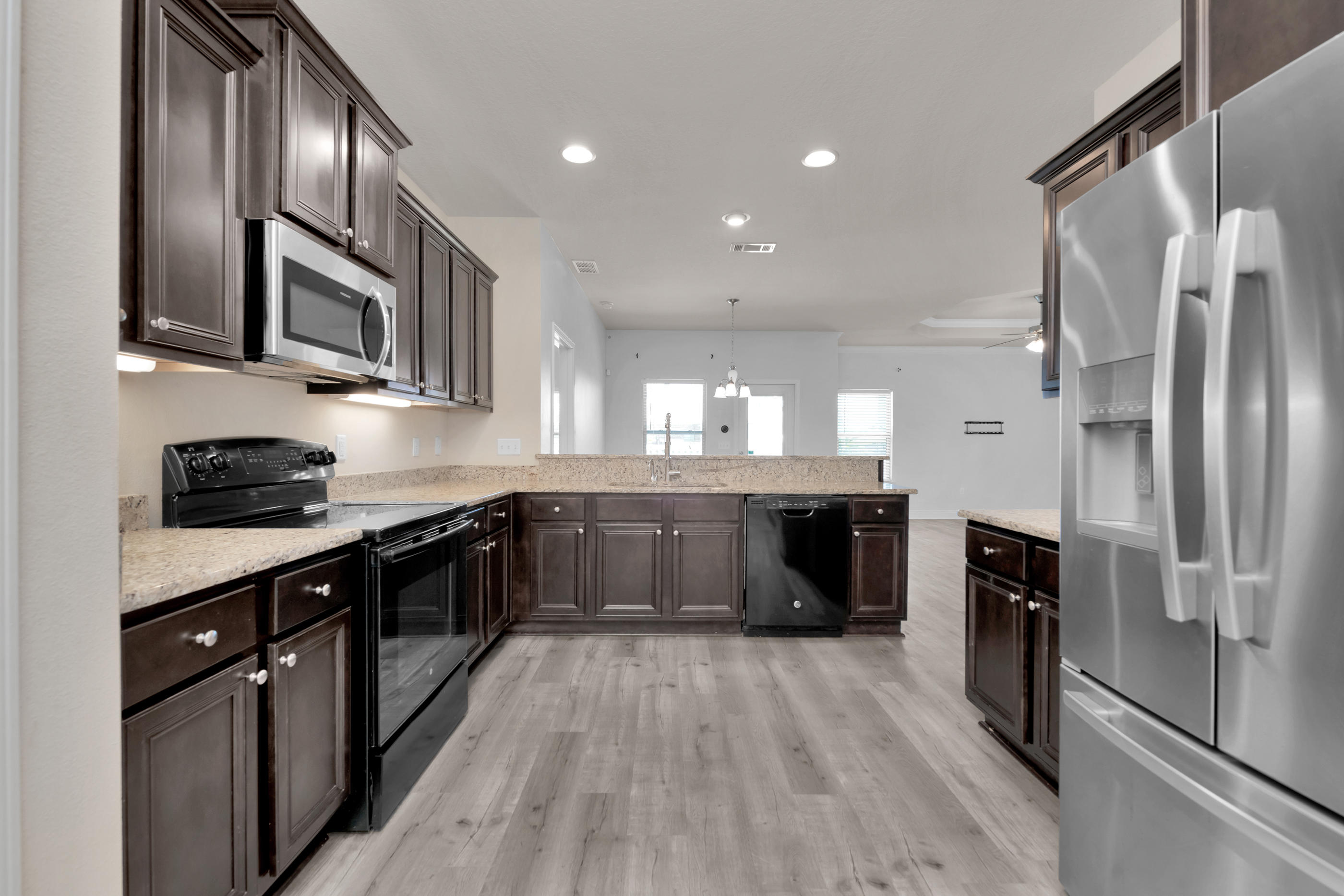 DRIFTWOOD ESTATES - Residential Lease