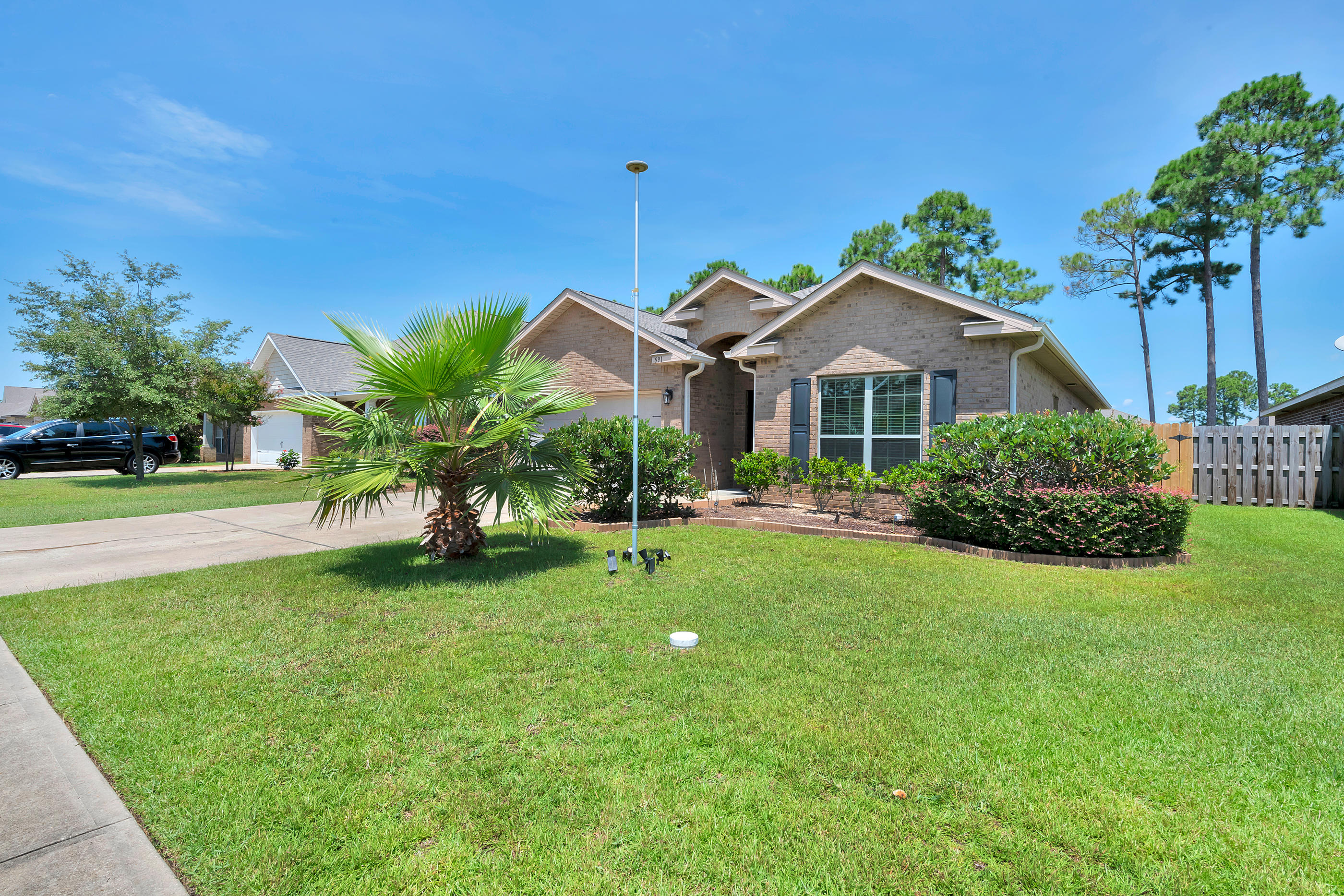 DRIFTWOOD ESTATES - Residential Lease