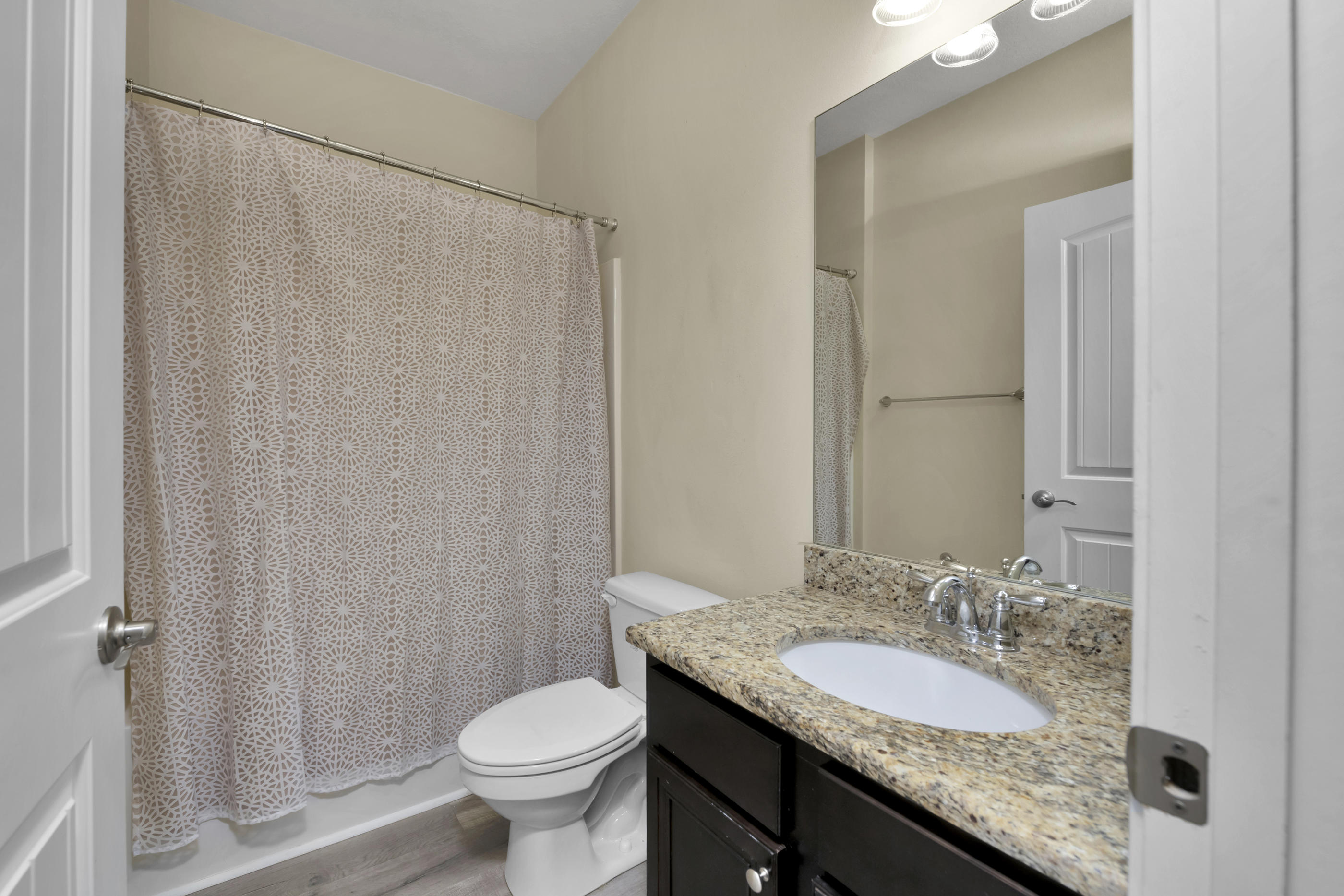 DRIFTWOOD ESTATES - Residential Lease