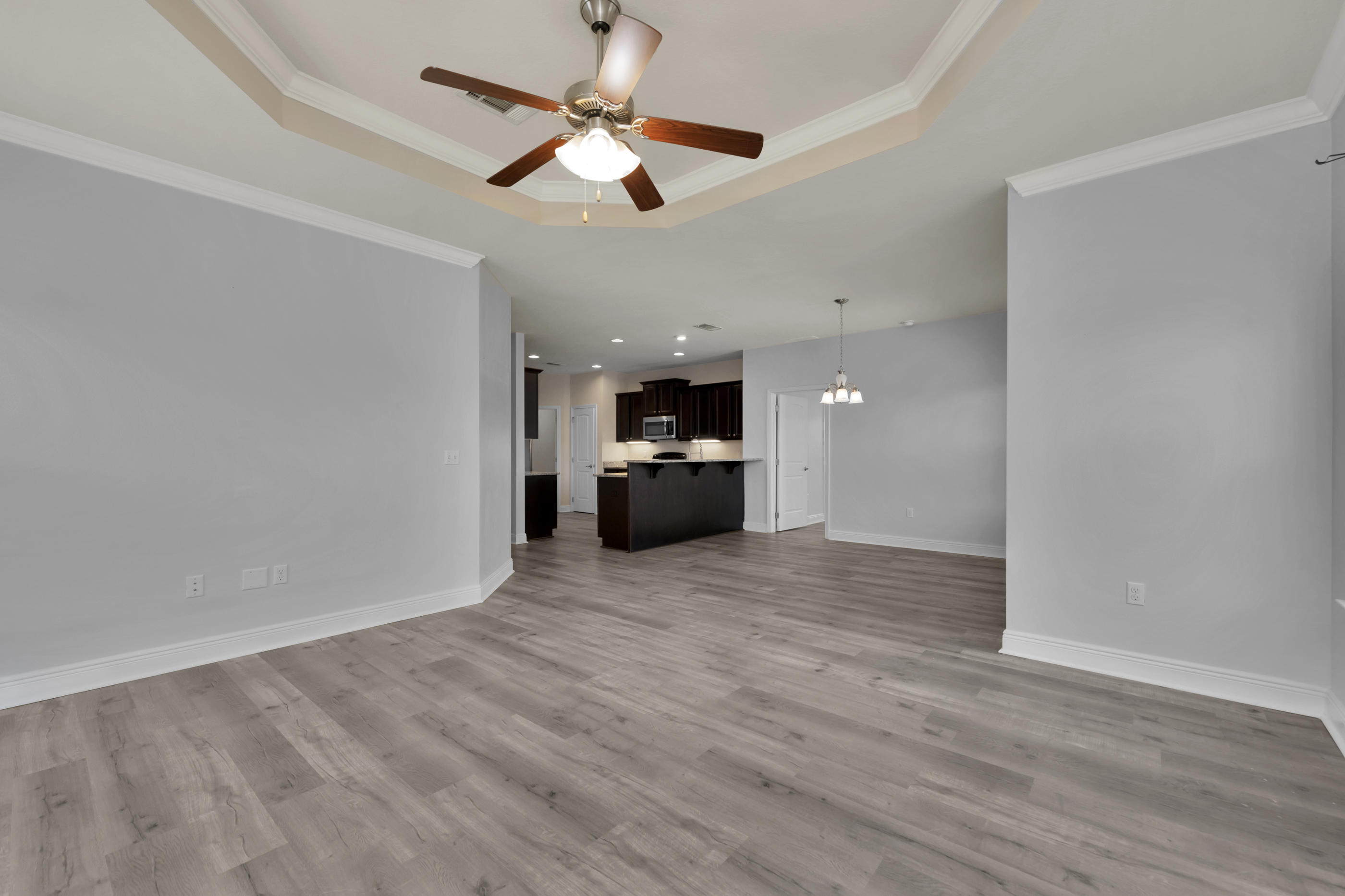 DRIFTWOOD ESTATES - Residential Lease