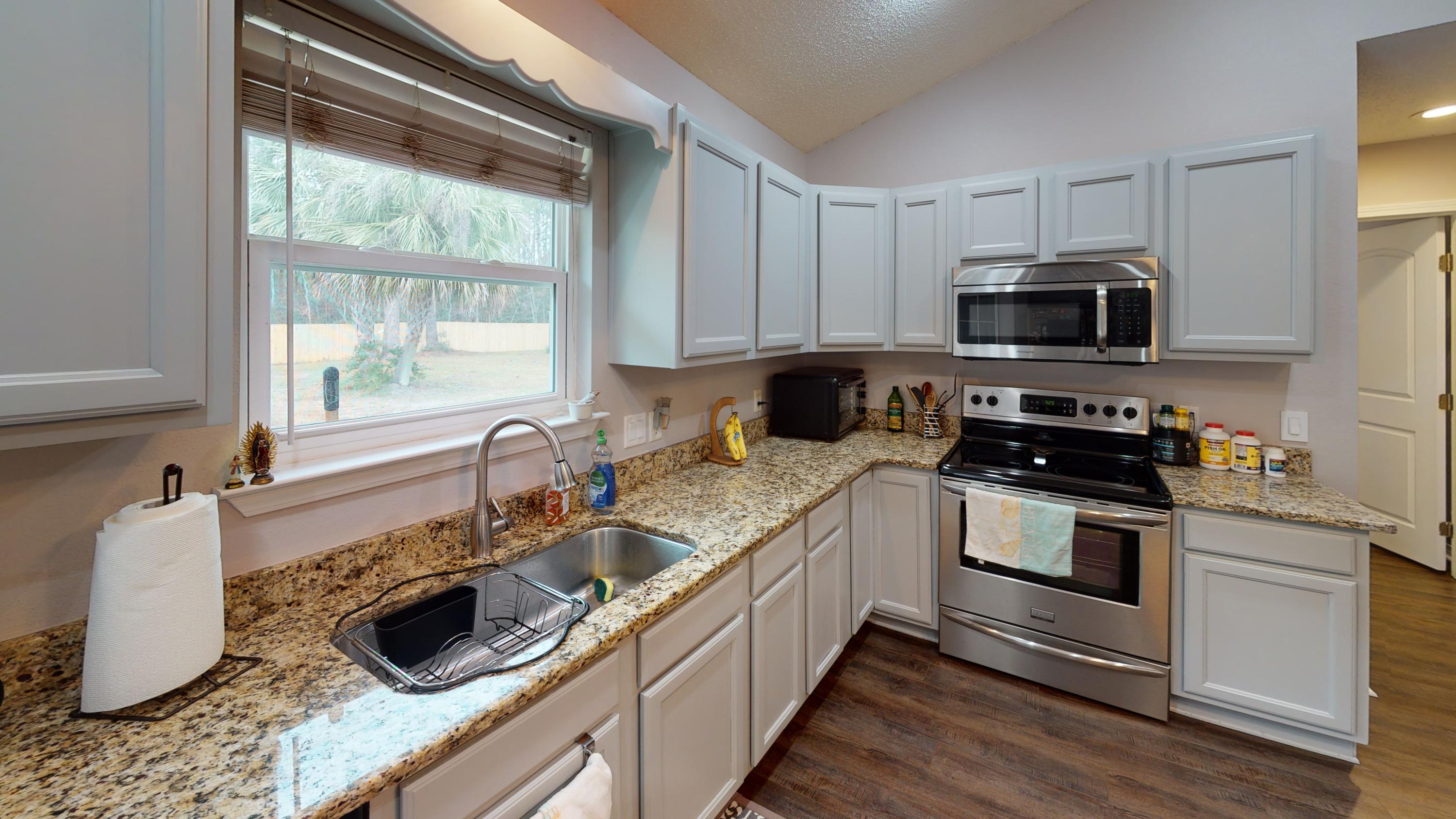 NAVARRE S/D 2ND ADDN - Residential