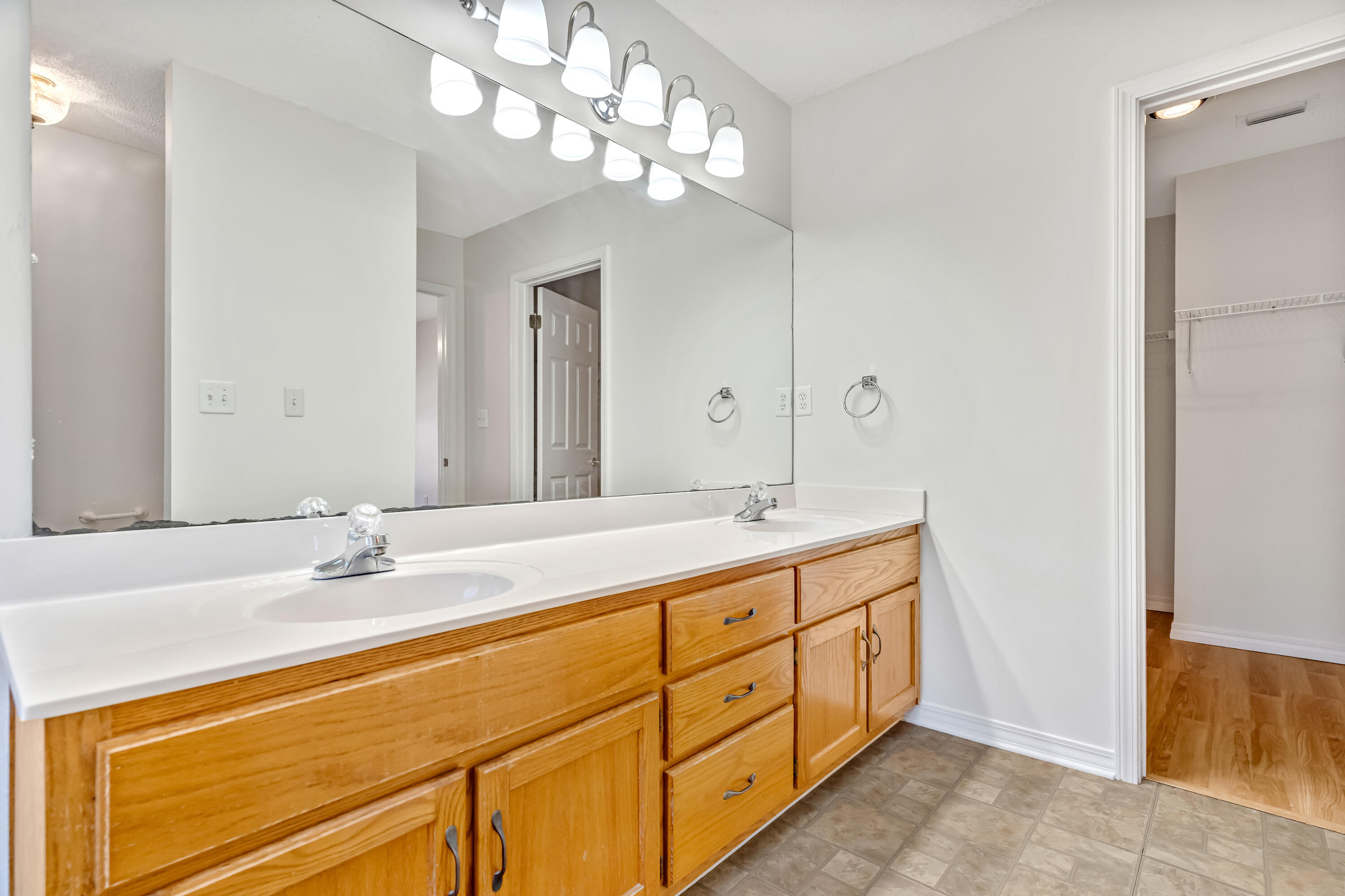 PARKWOOD PLACE AT BLUEWATER BAY - Residential