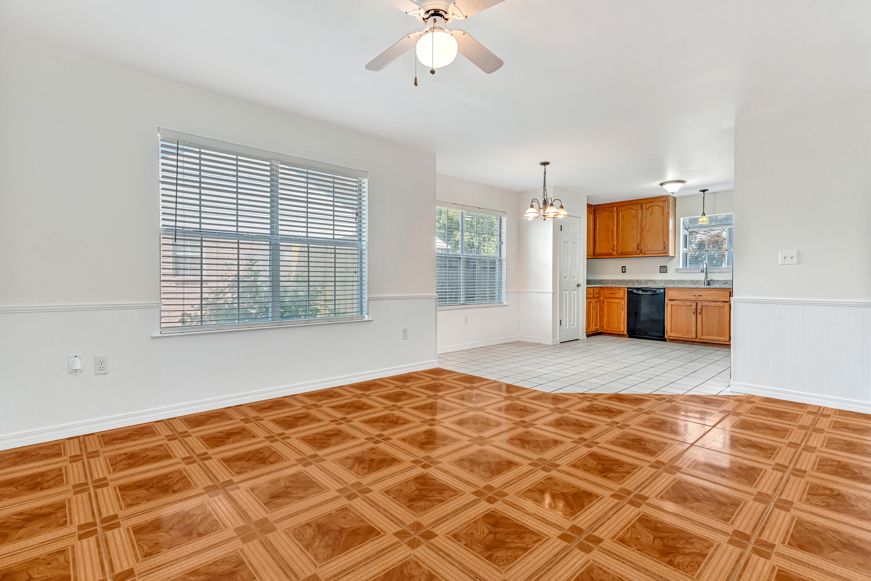 PARKWOOD PLACE AT BLUEWATER BAY - Residential