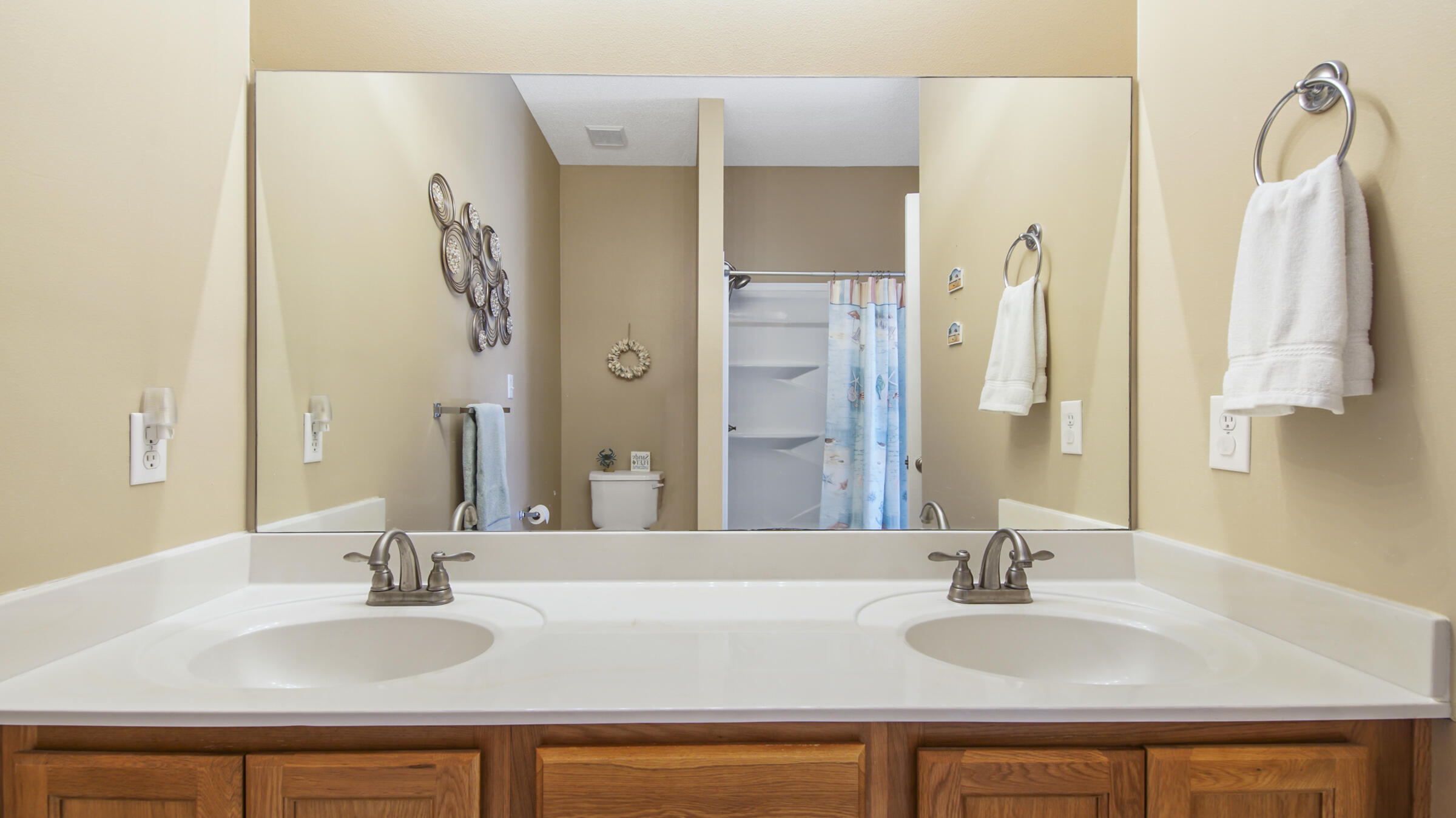 STONEGATE VILLAS - Residential