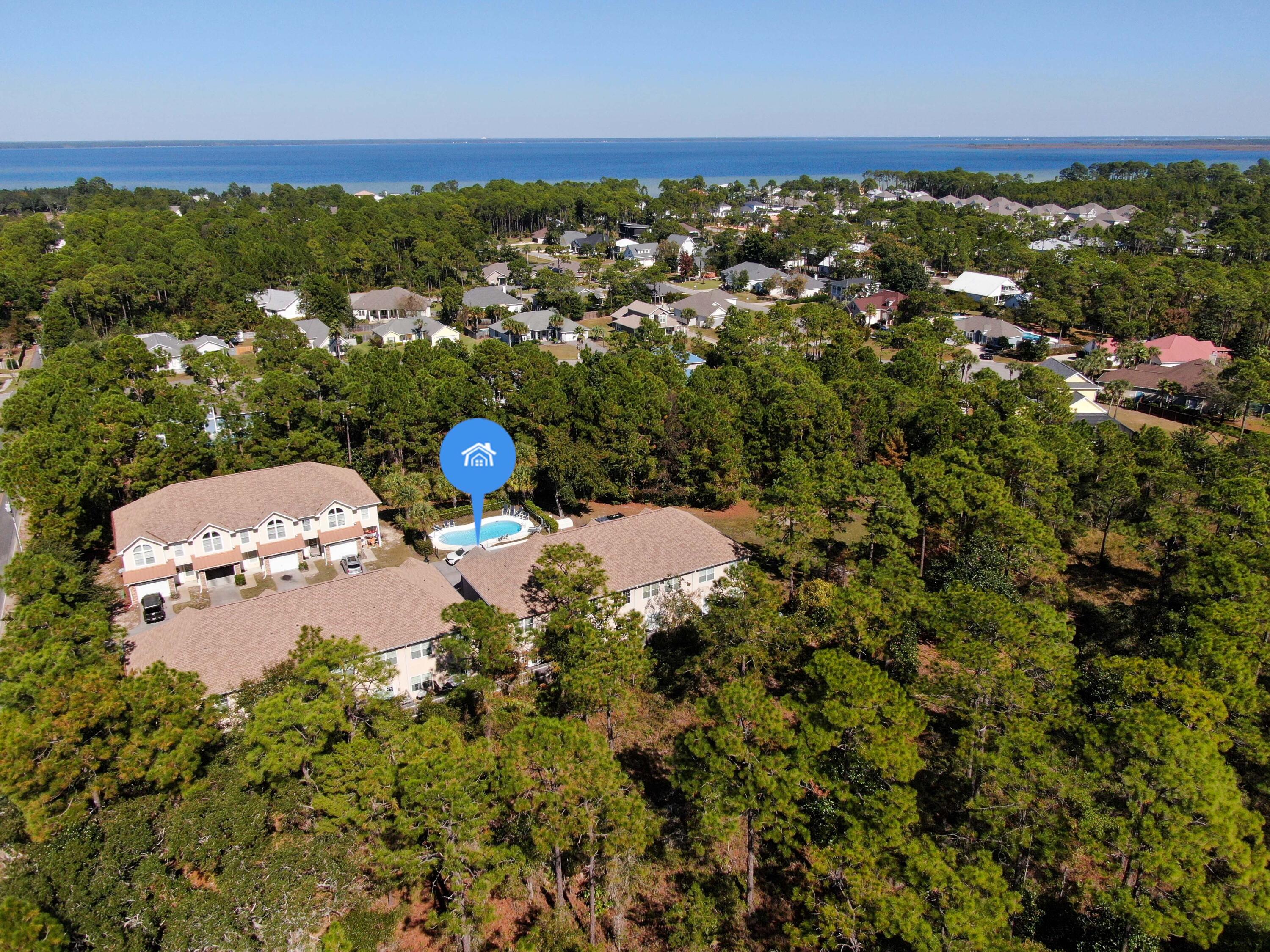 STONEGATE VILLAS - Residential