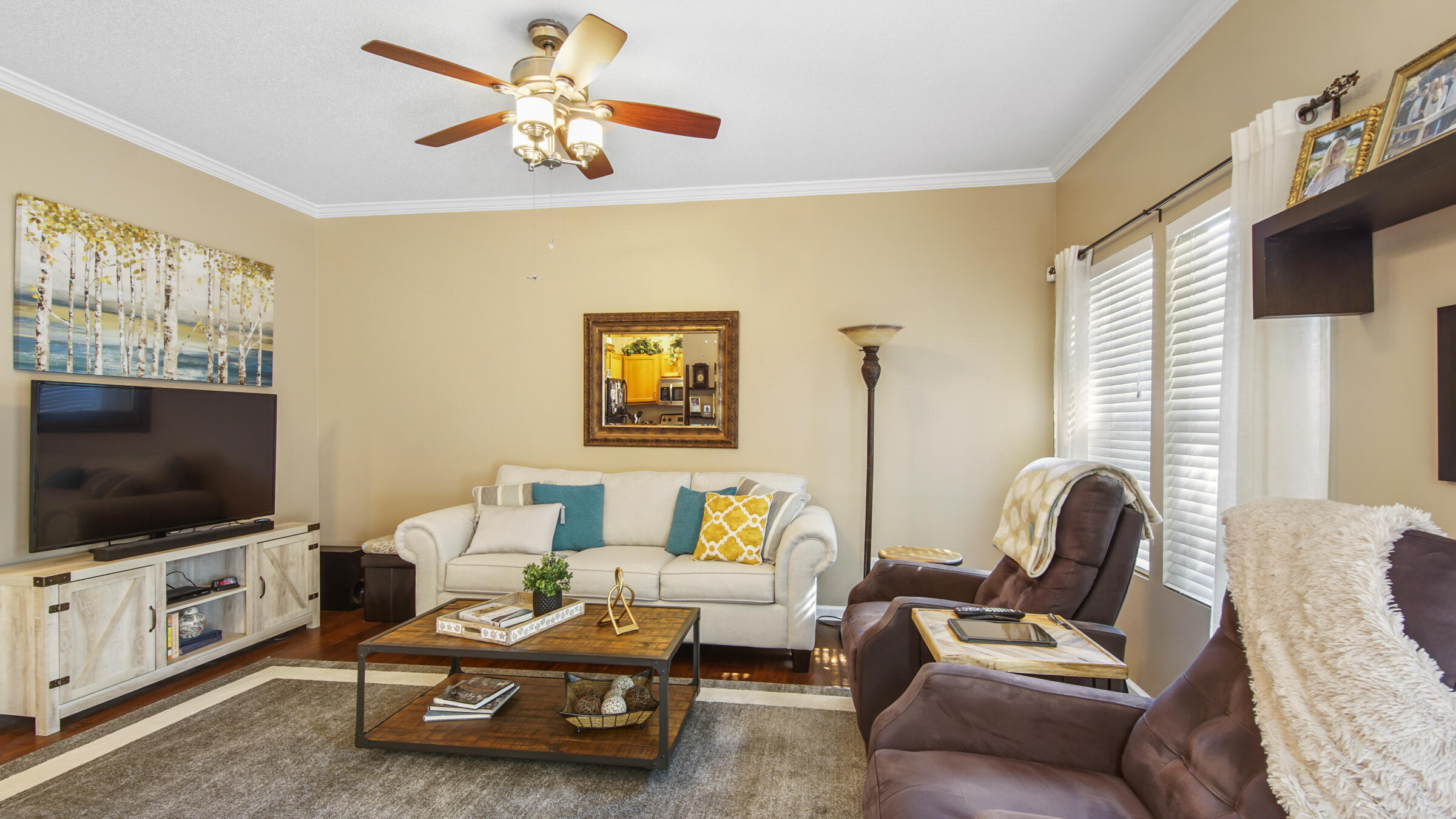 STONEGATE VILLAS - Residential