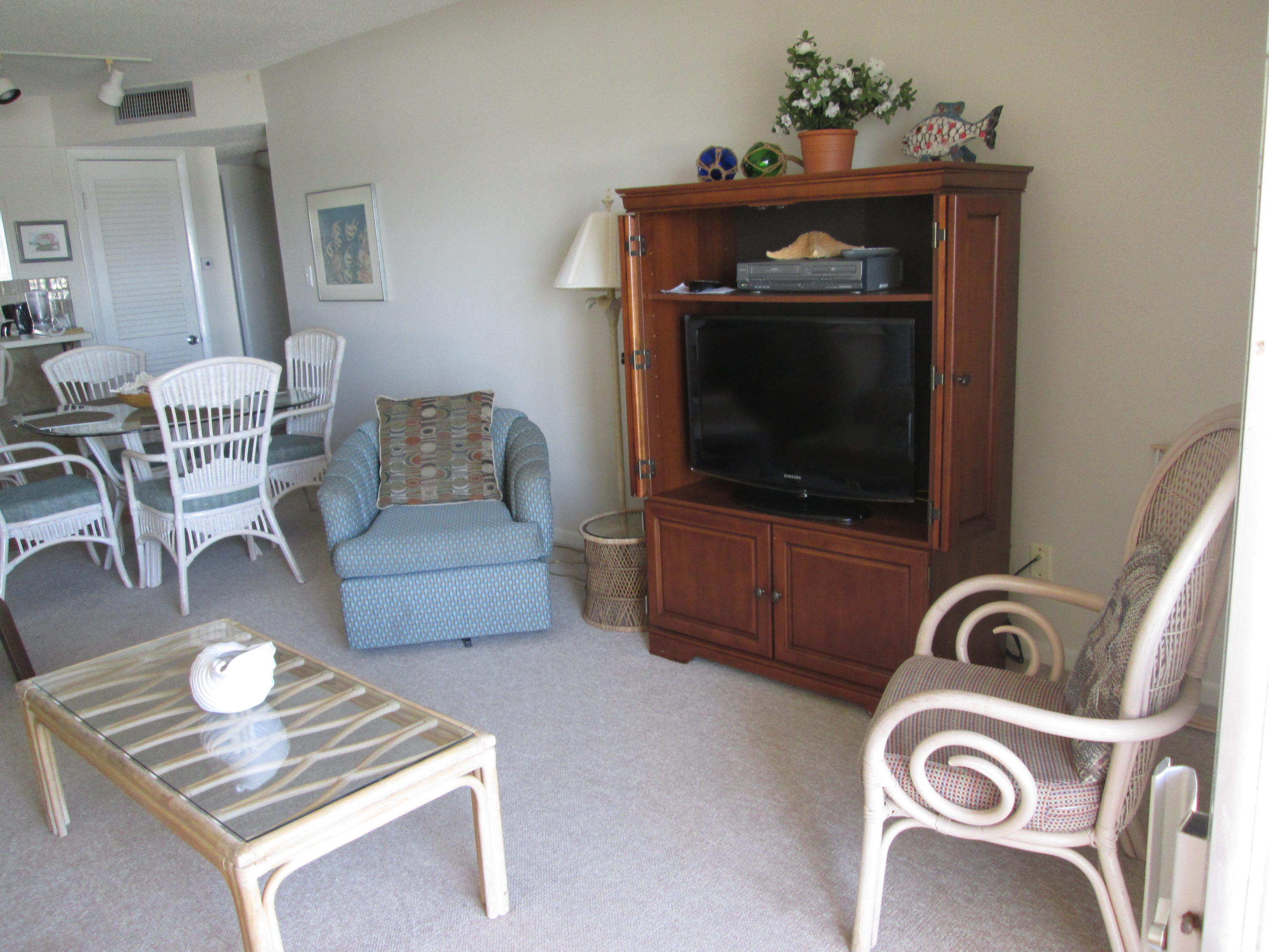 SILVER DUNES CONDOMINIUM - Residential