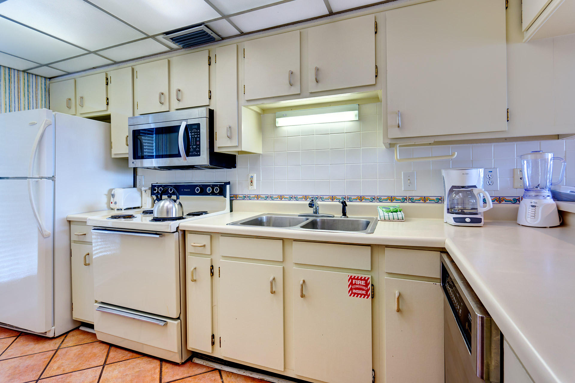 SILVER DUNES CONDOMINIUM - Residential