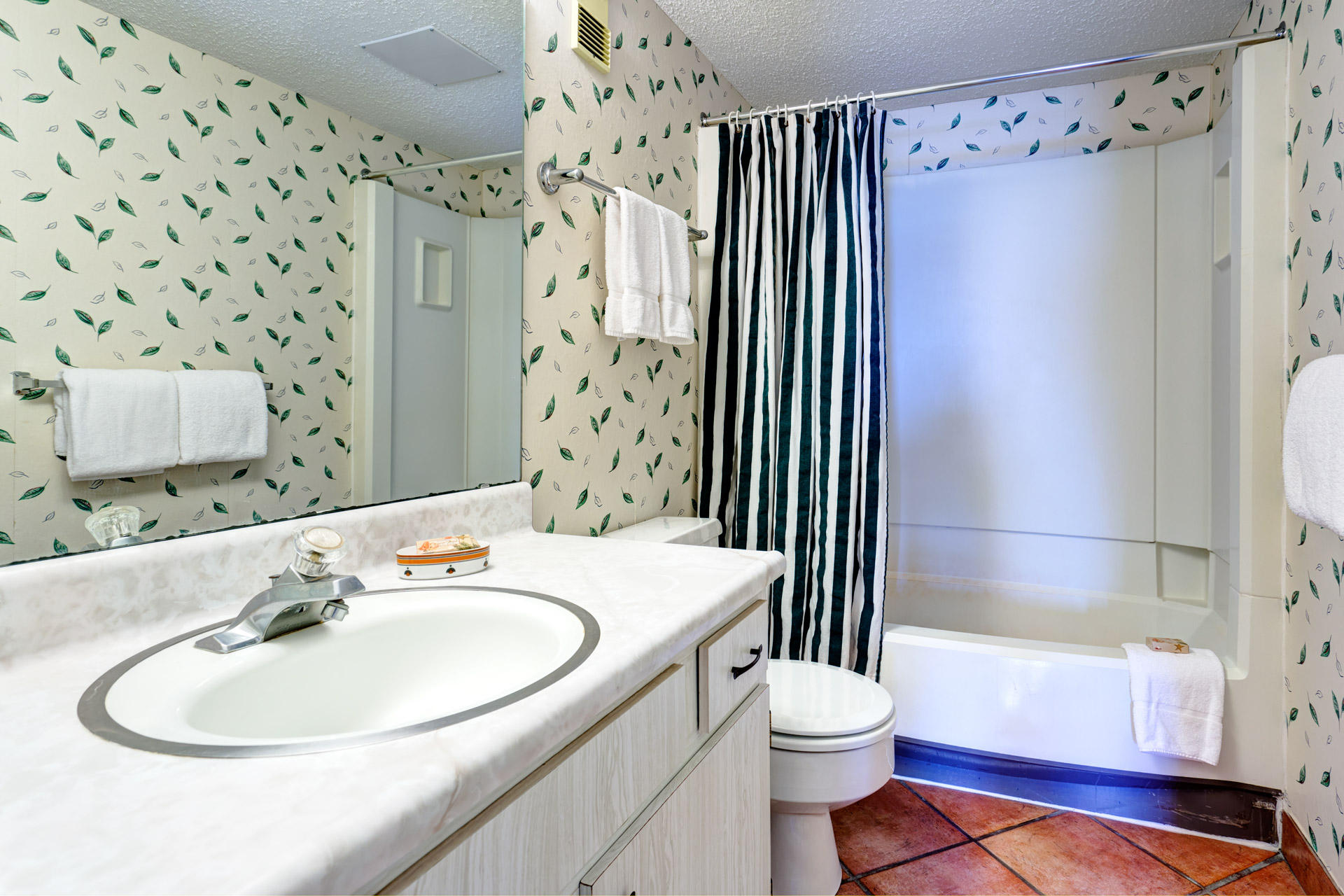 SILVER DUNES CONDOMINIUM - Residential