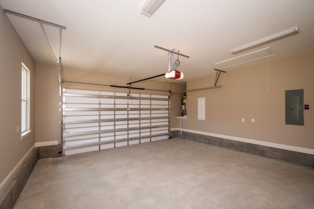 MILL CREEK FARMS - Residential