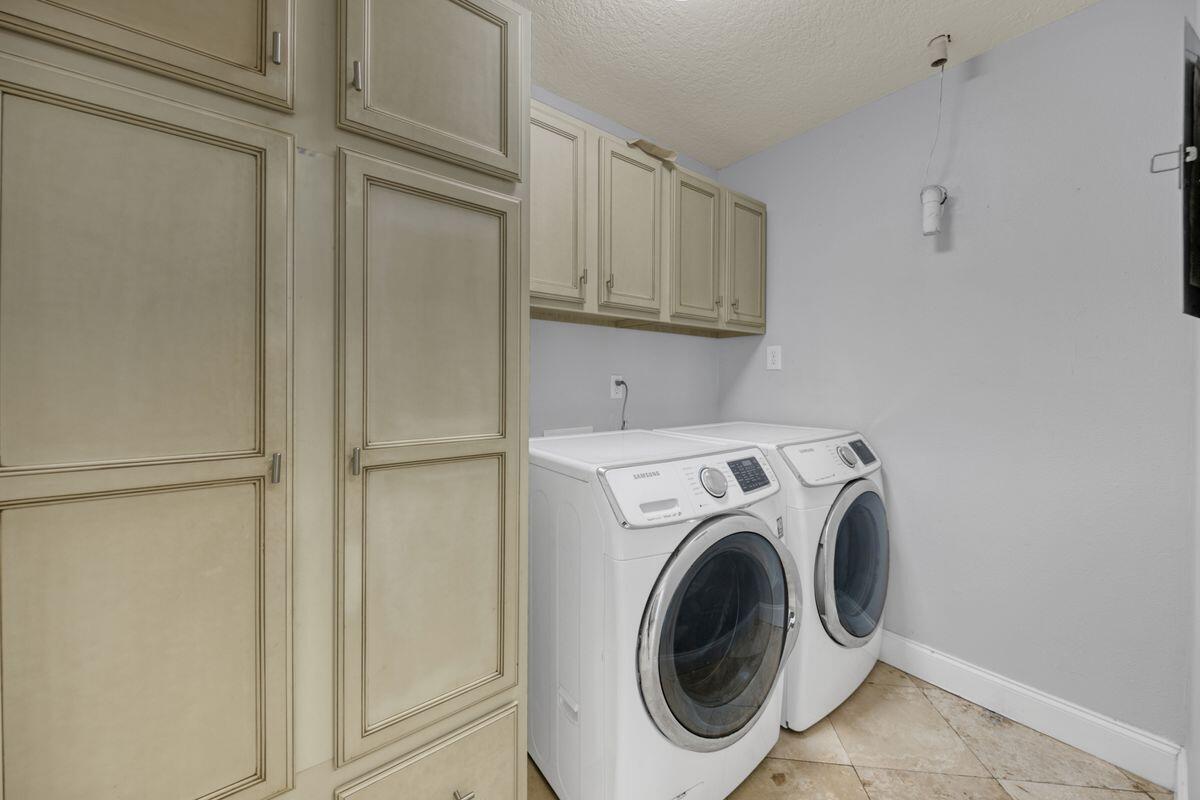 BEACONVIEW - Residential