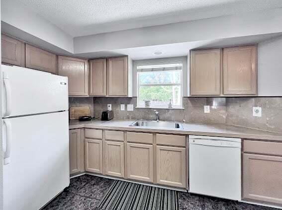 BROOKWOOD ESTATES - Residential