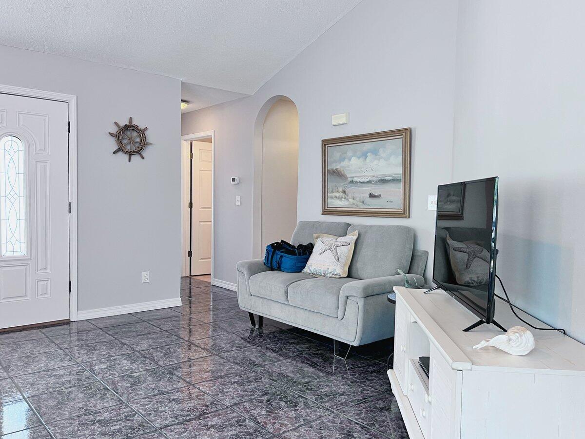 BROOKWOOD ESTATES - Residential