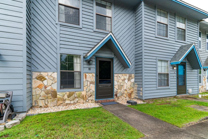 Welcome to Ft Walton Beach with great convenient location, low maintenance and easy living. Low HOA pays for lawn care and pool. 2021 Remodel includes Granite in Kitchens and Baths, new vanities, new range and refrigerator, some new fixtures and full new interior paint!! Luxury vinyl throughout! The interior is not gray for once.... come and see 'unwind' and unwind.... New ROOF 2021, HVAC 2019, Water heater 2012. Owner is responsible for exterior paint, and that was also done in 2021!