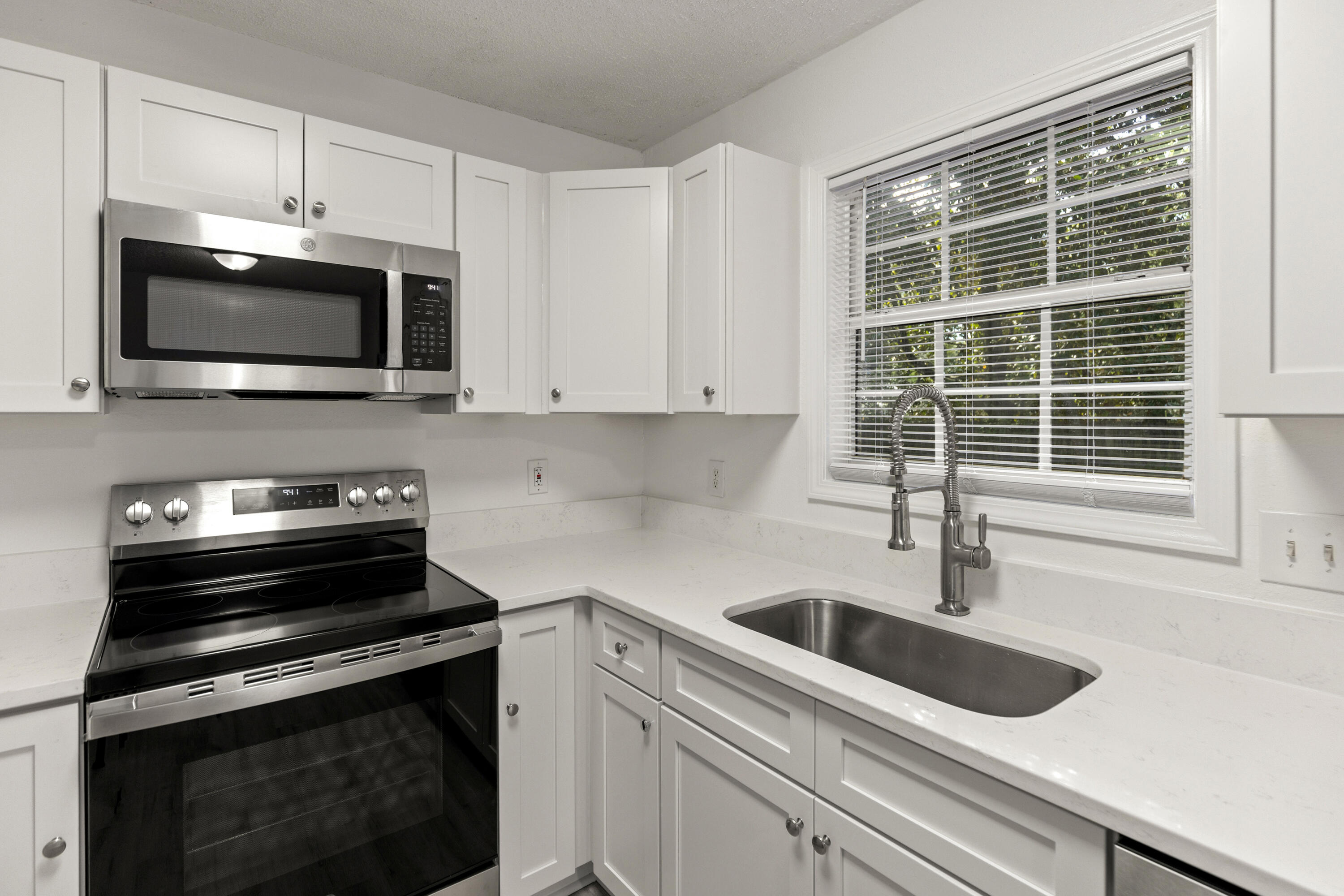 CALHOUN S/D TO DESTIN - Residential Lease