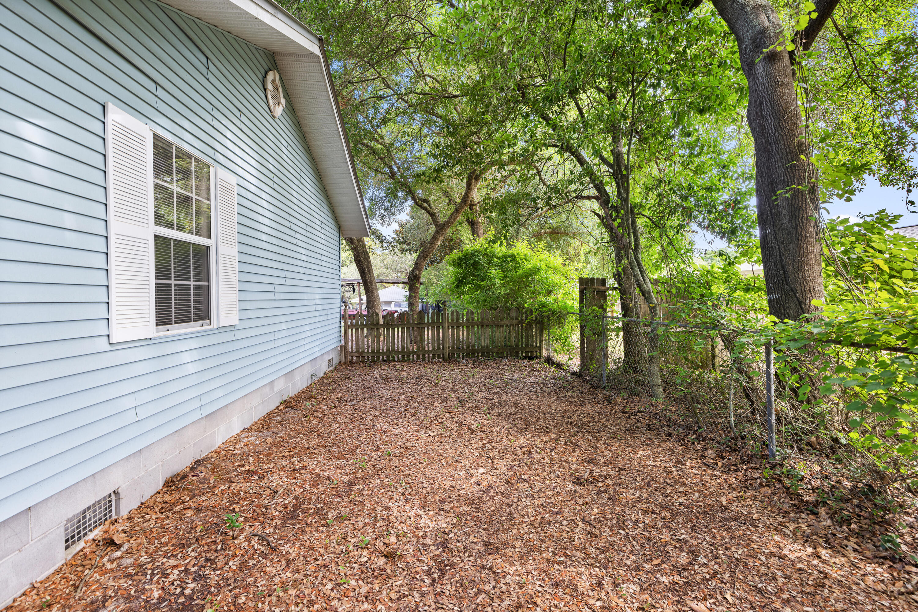 CALHOUN S/D TO DESTIN - Residential Lease