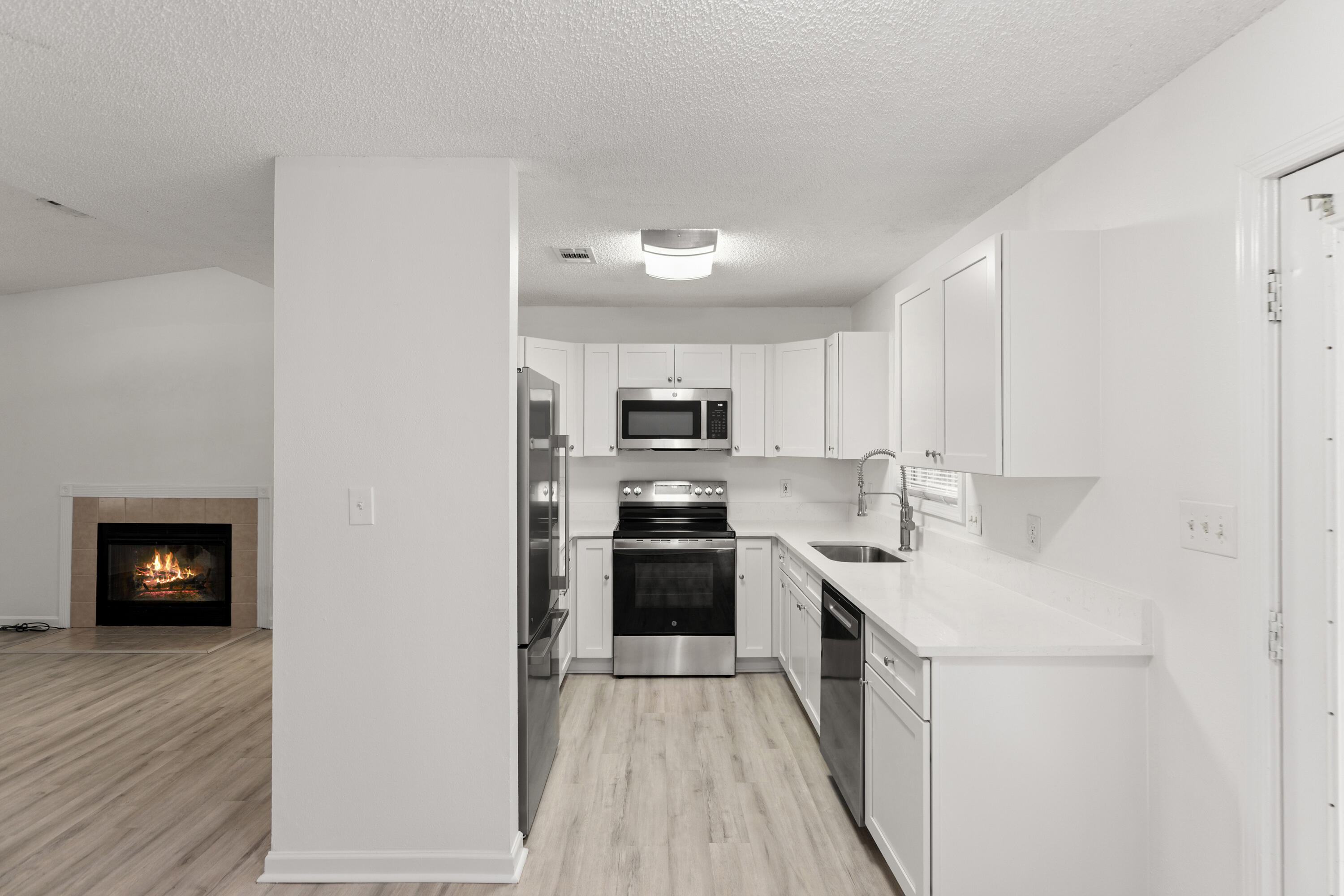 CALHOUN S/D TO DESTIN - Residential Lease