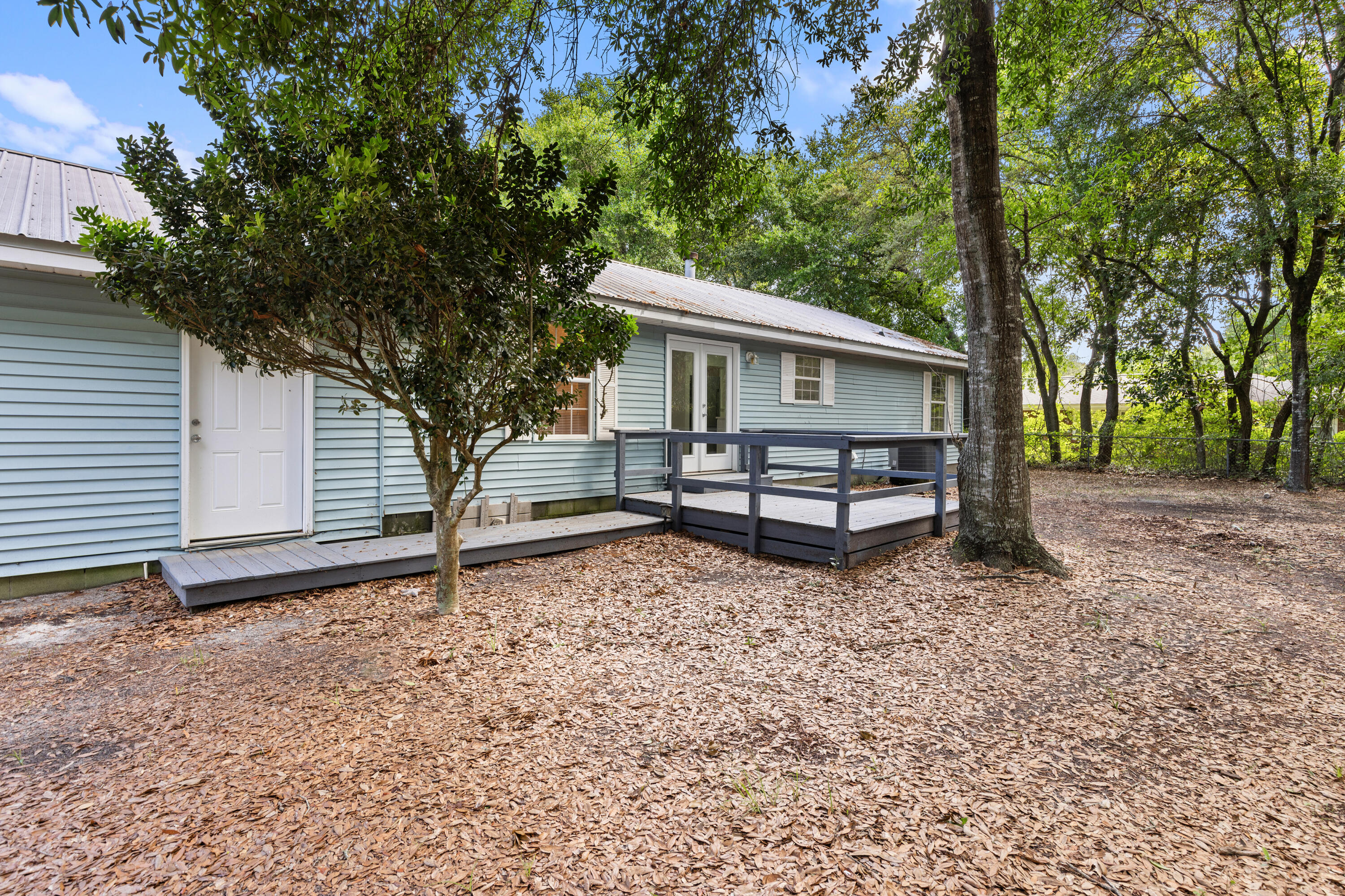 CALHOUN S/D TO DESTIN - Residential Lease