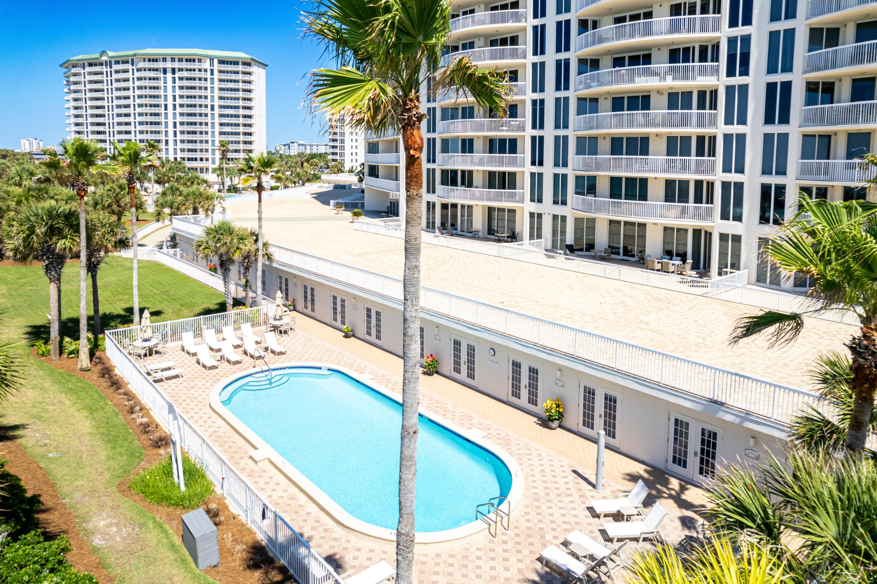 ST. THOMAS AT SILVER SHELLS - Residential