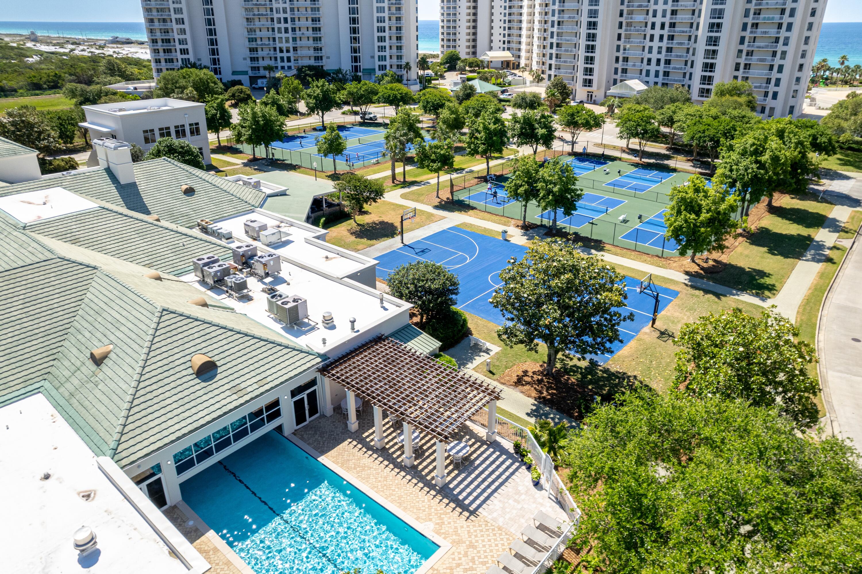 ST. THOMAS AT SILVER SHELLS - Residential