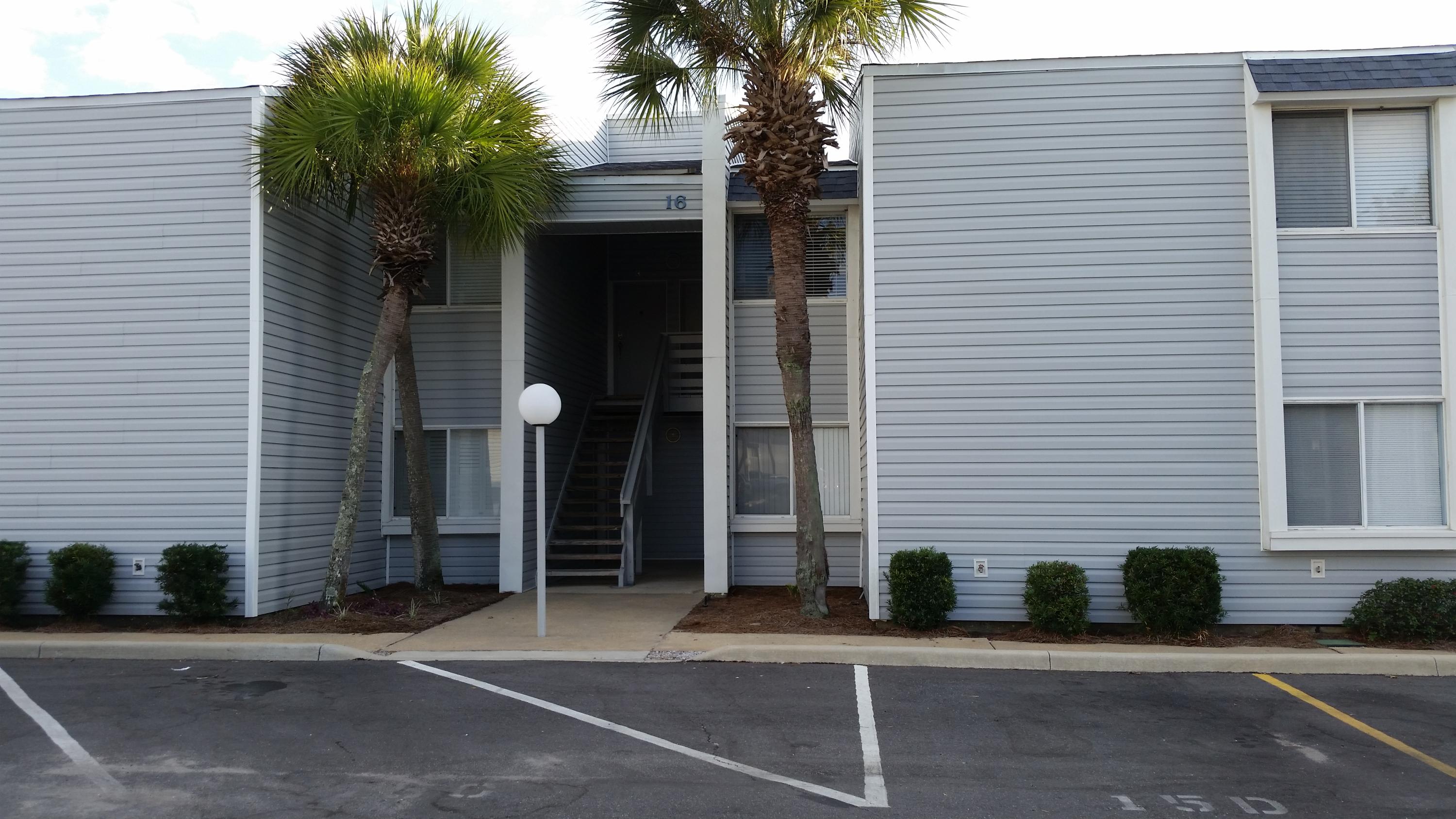 FINISTERRA CONDO - Residential