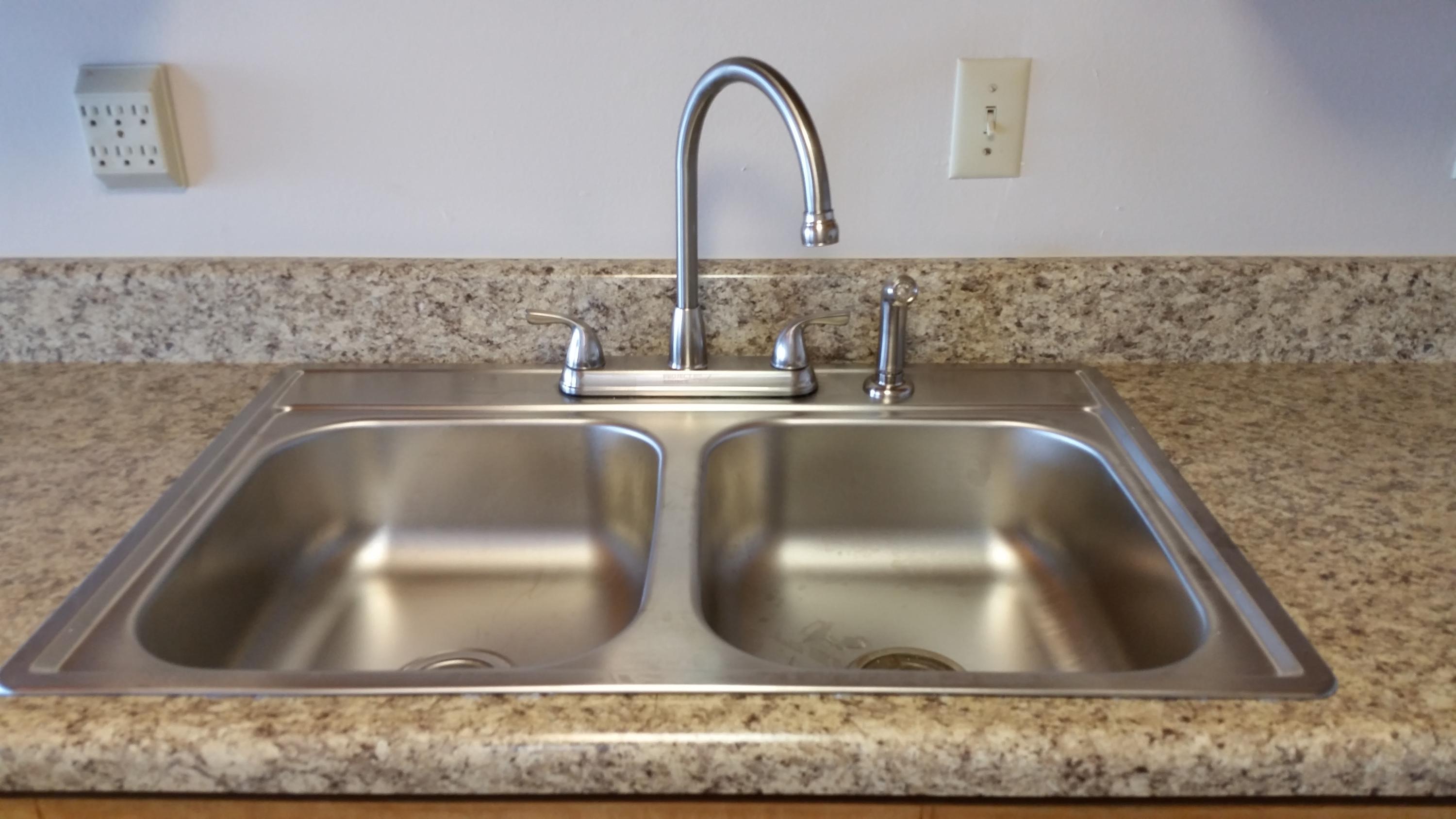 FINISTERRA CONDO - Residential