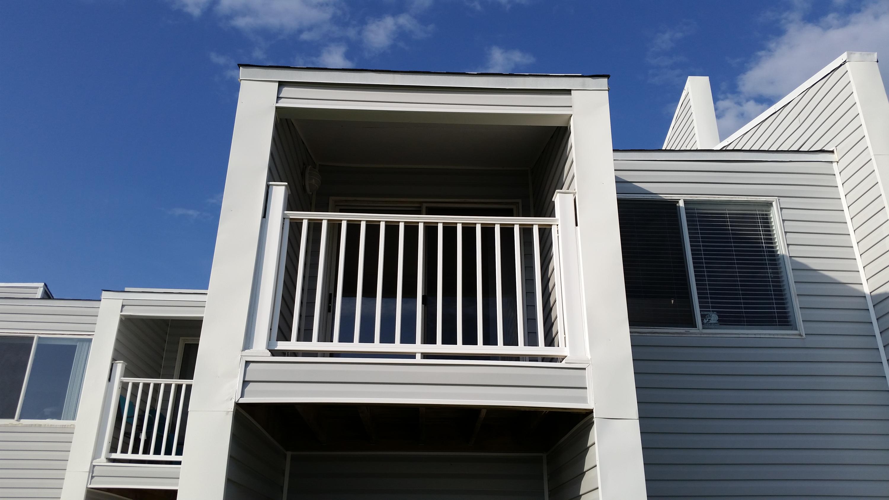 FINISTERRA CONDO - Residential