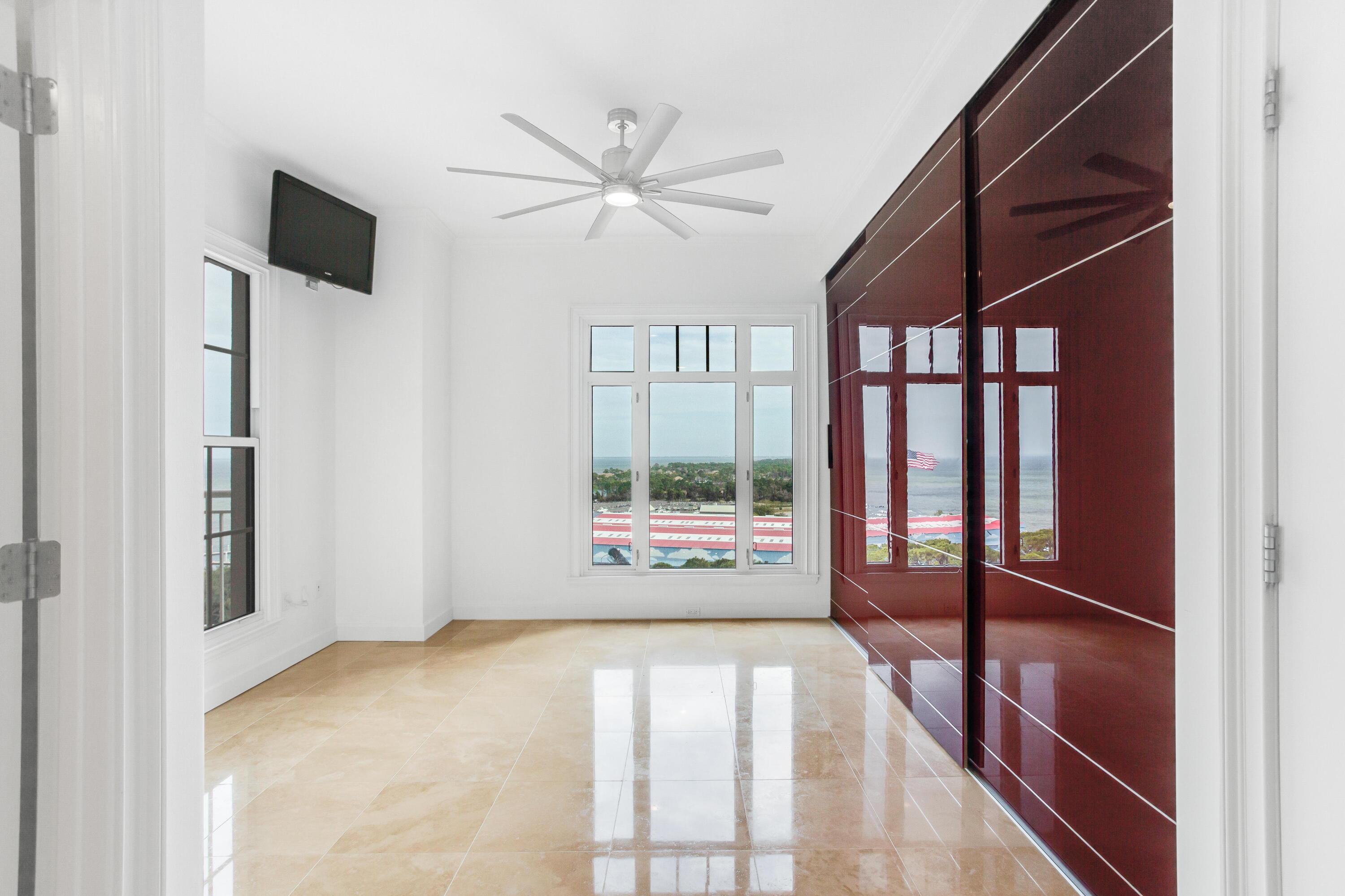 ONE WATER PLACE - Residential