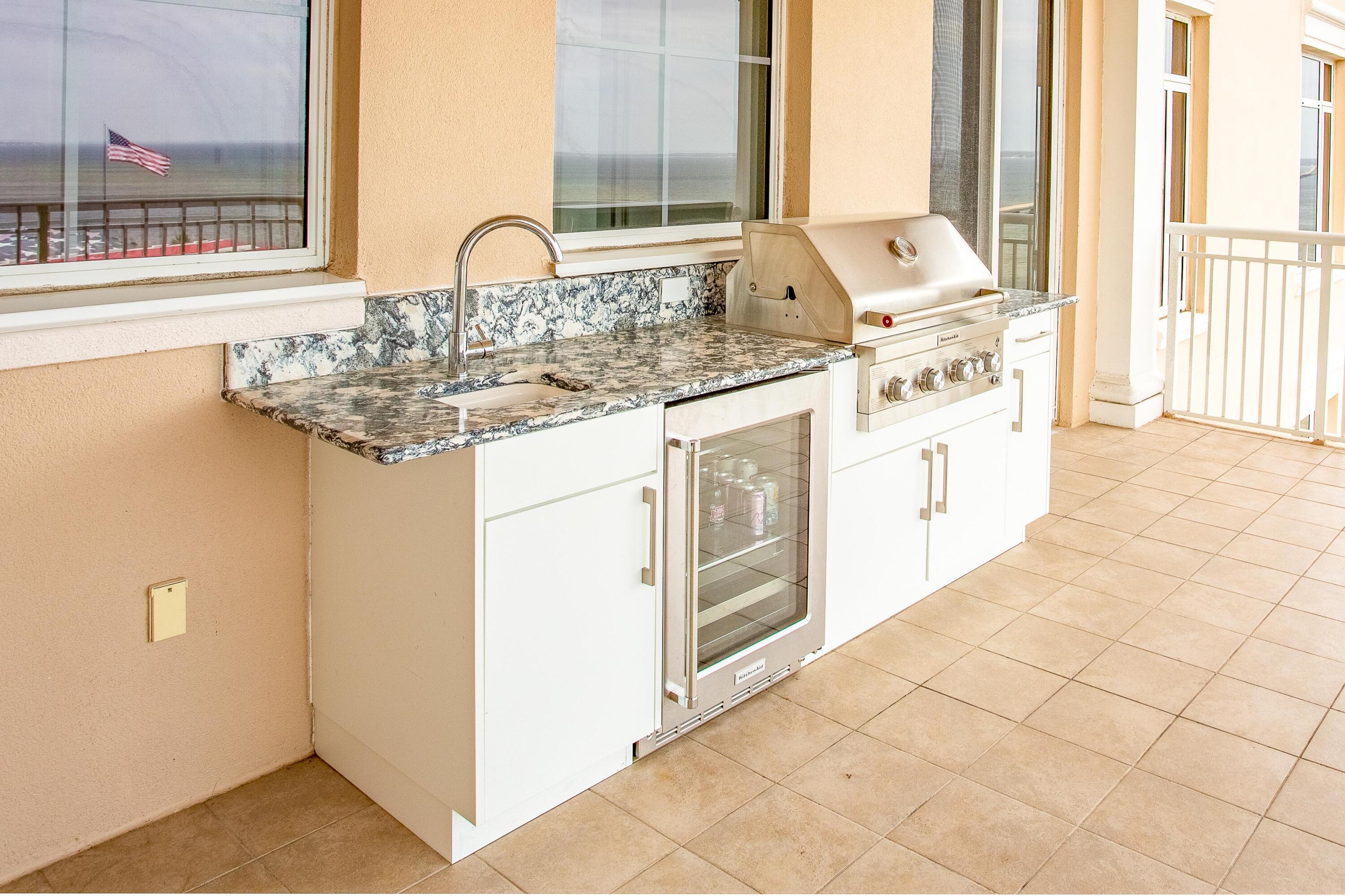 ONE WATER PLACE - Residential