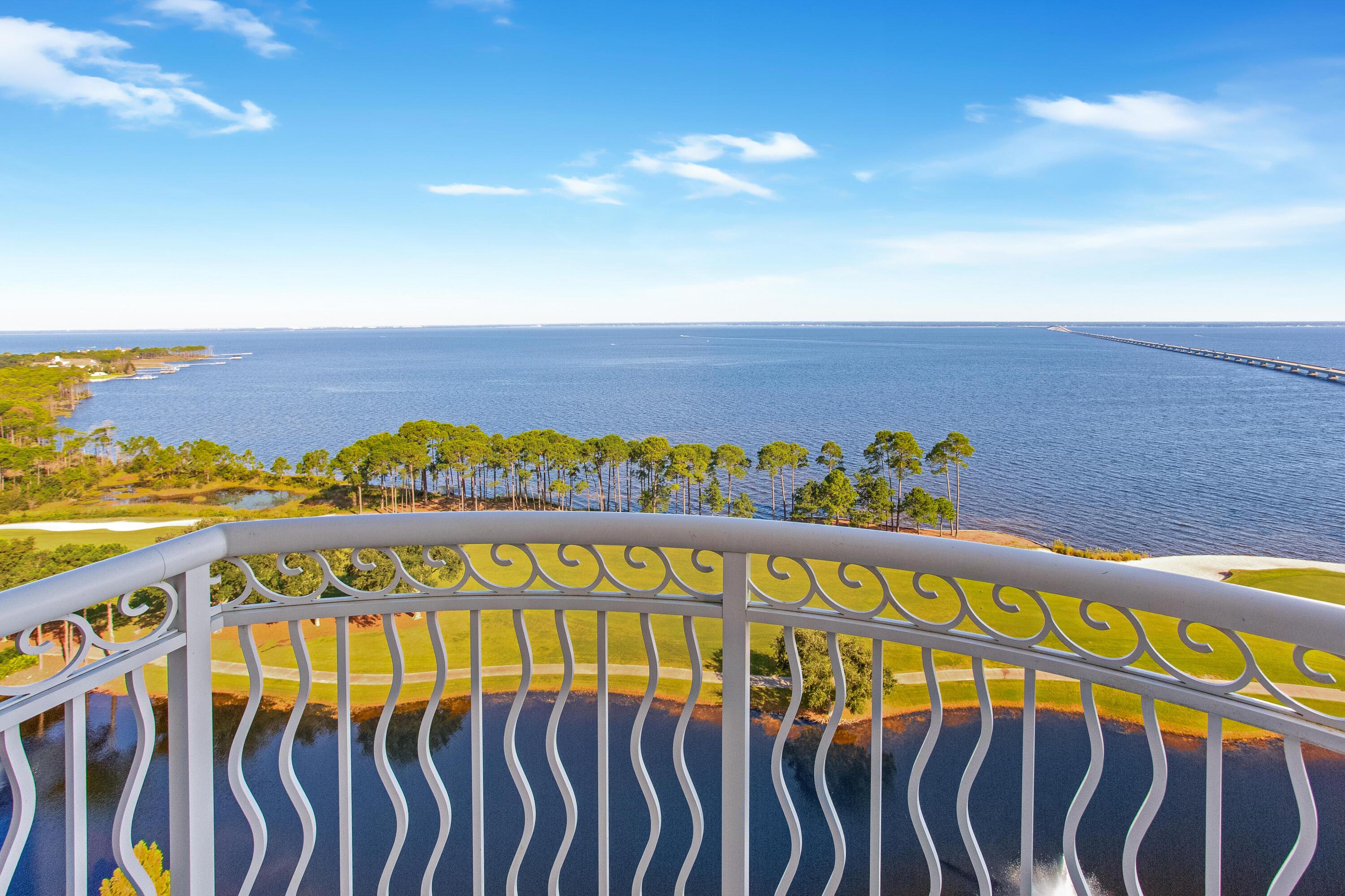 ONE WATER PLACE - Residential