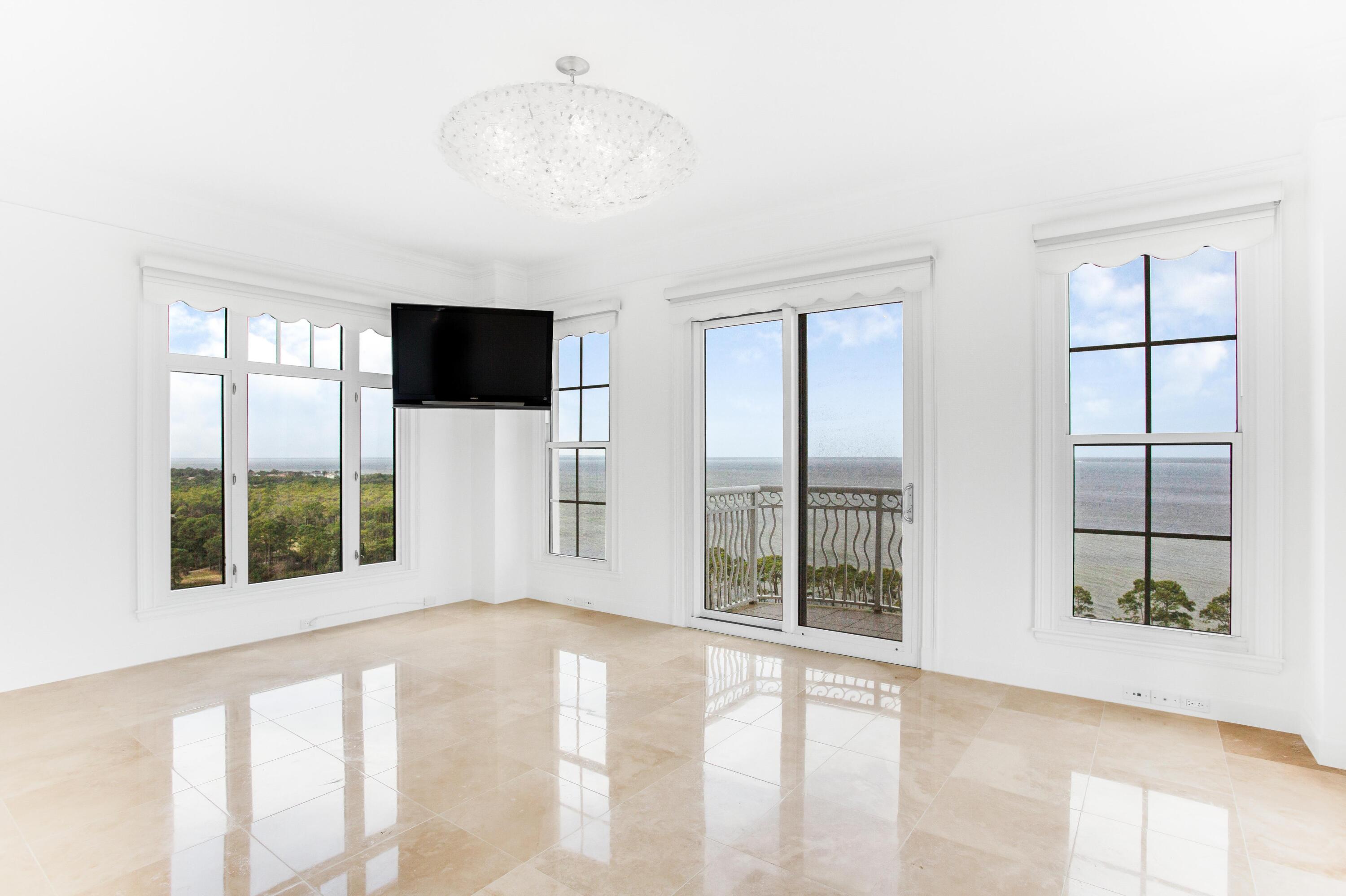 ONE WATER PLACE - Residential