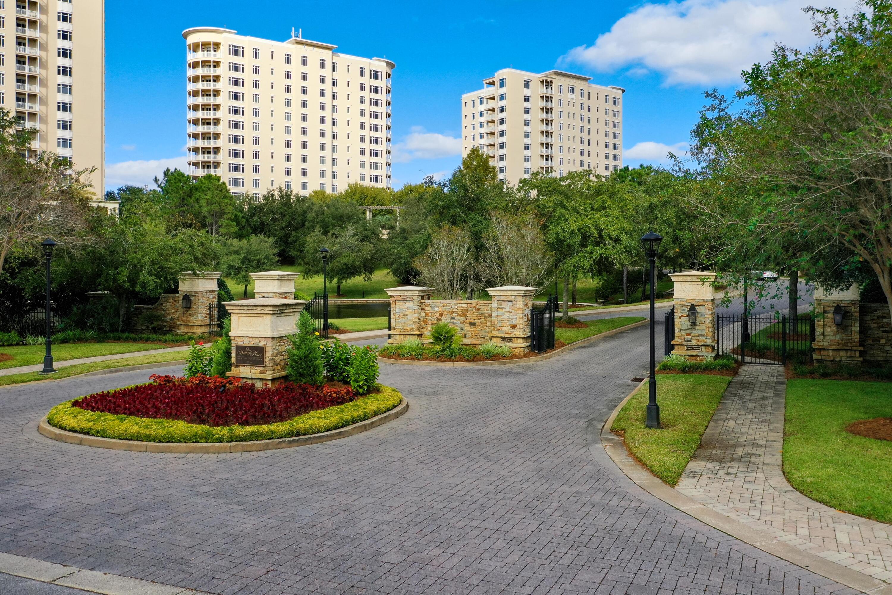 ONE WATER PLACE - Residential