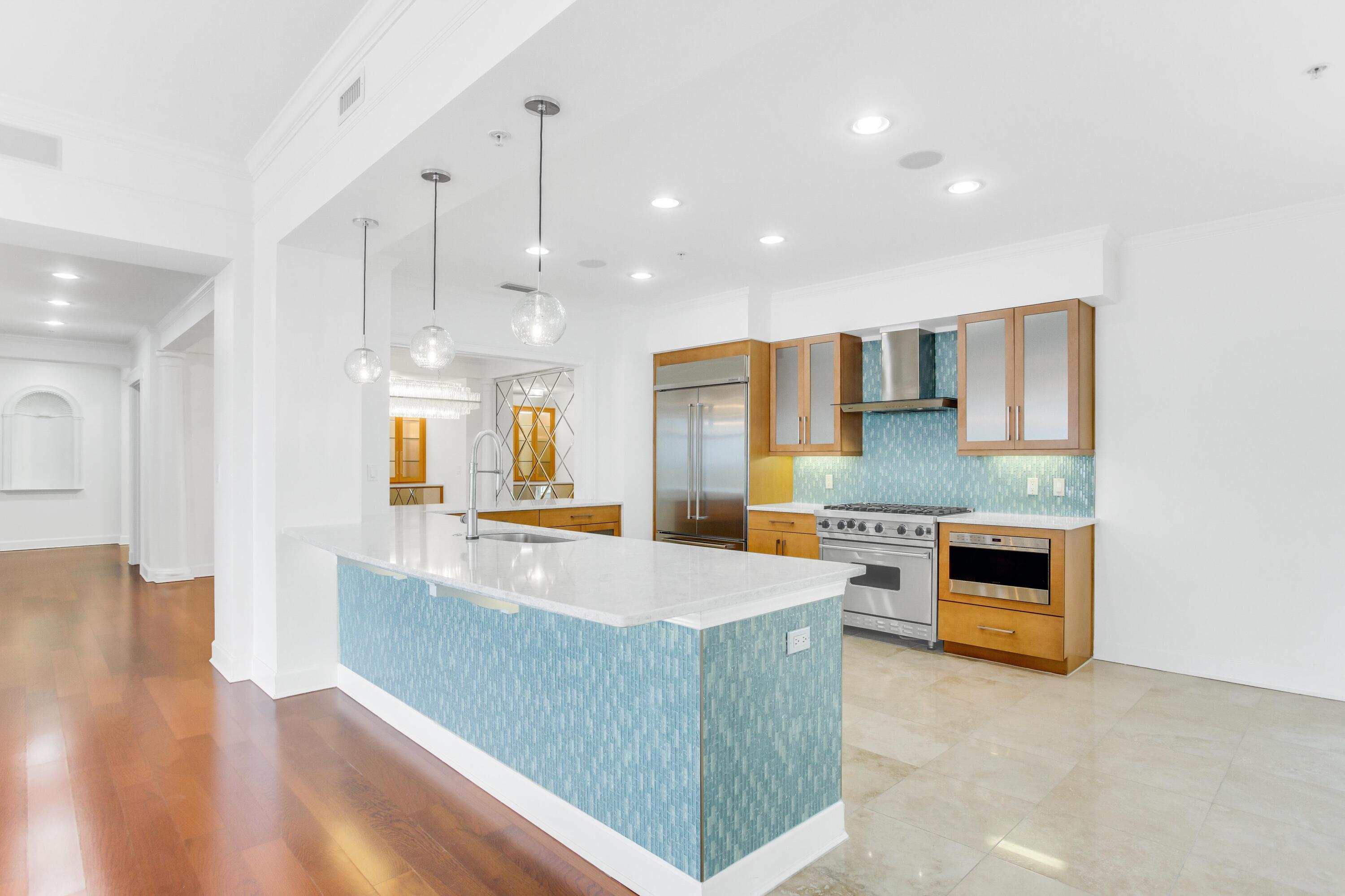 ONE WATER PLACE - Residential