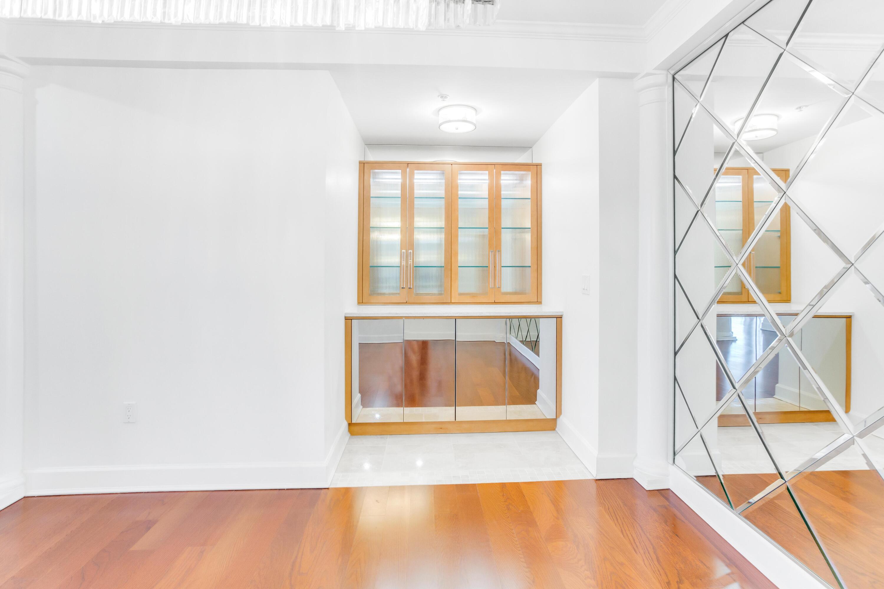 ONE WATER PLACE - Residential