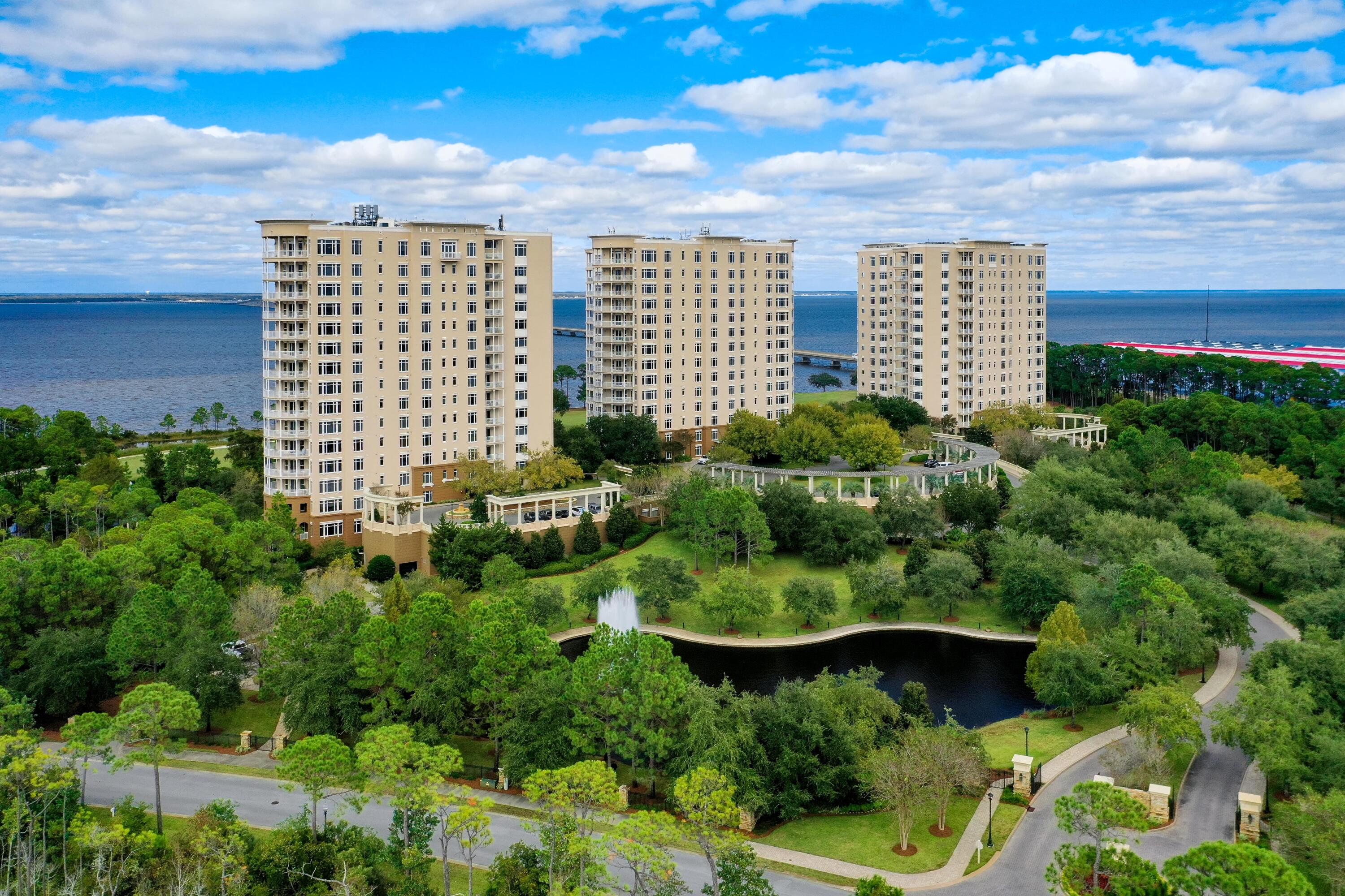 ONE WATER PLACE - Residential