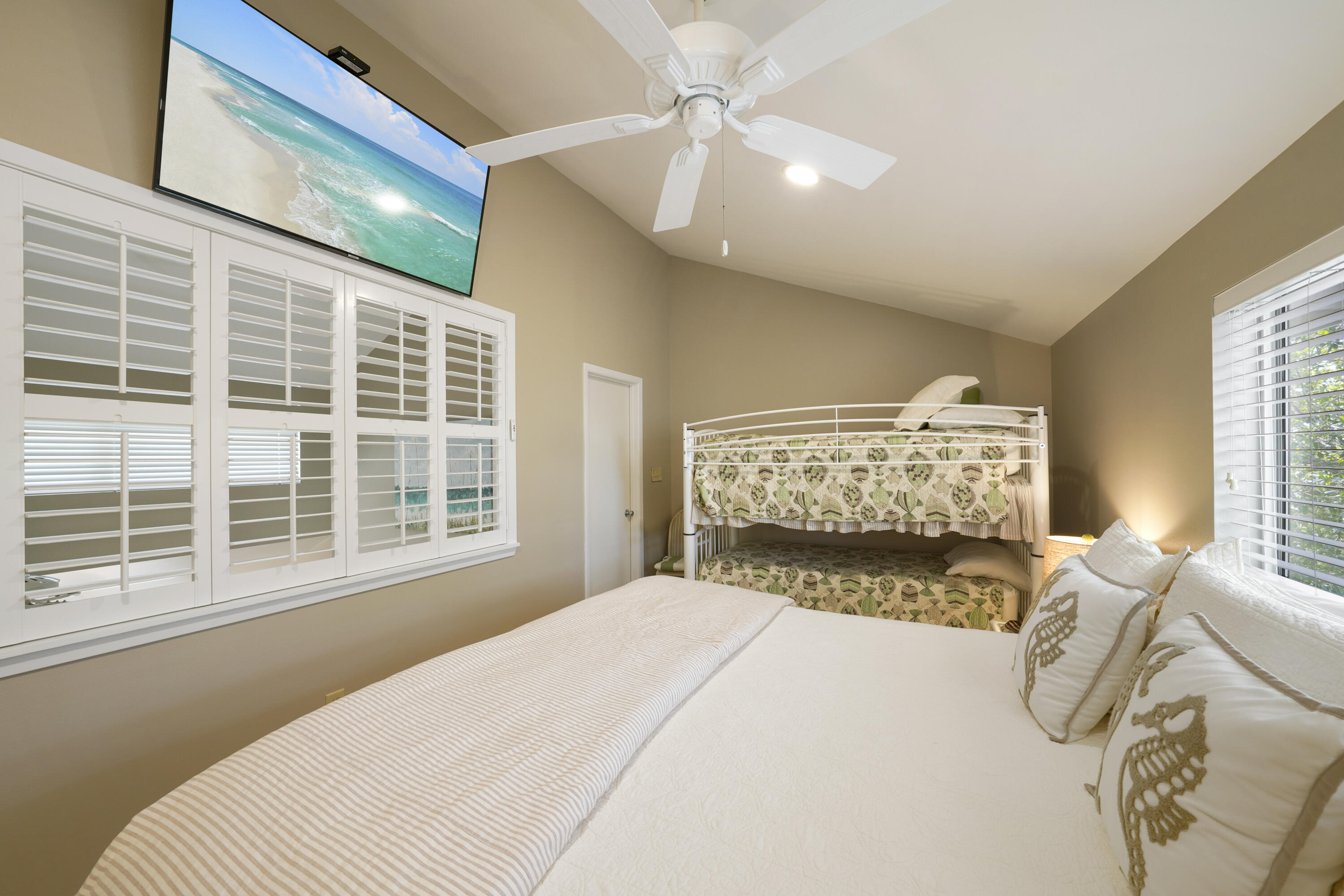 HIDDEN DUNES BEACH COTTAGES 2 - Residential