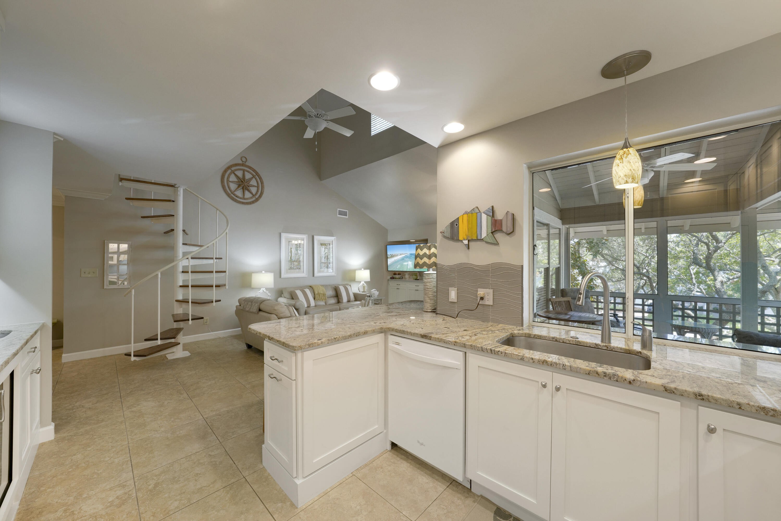 HIDDEN DUNES BEACH COTTAGES 2 - Residential