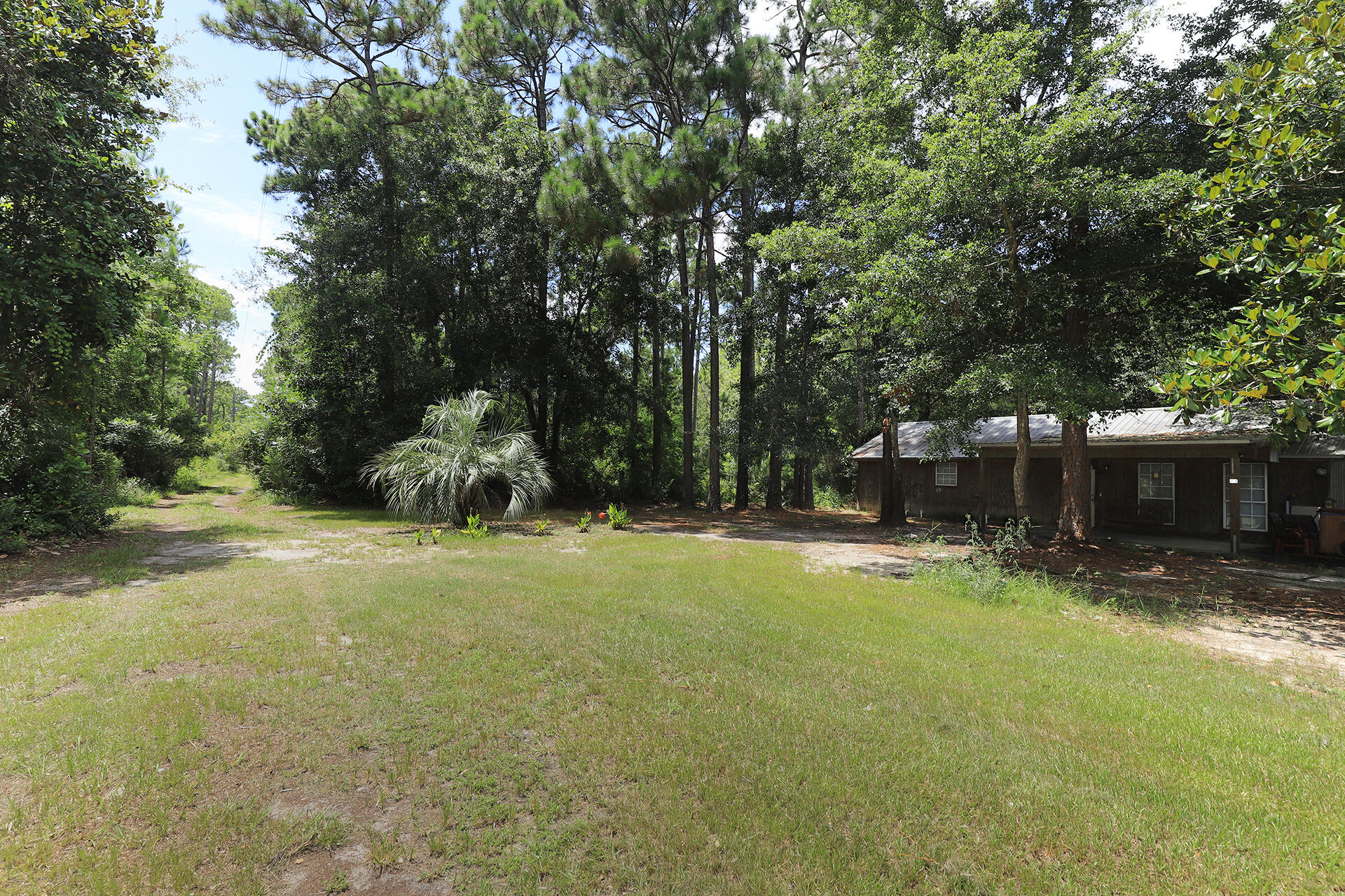 GARNETT BAYOU ESTATES - Residential