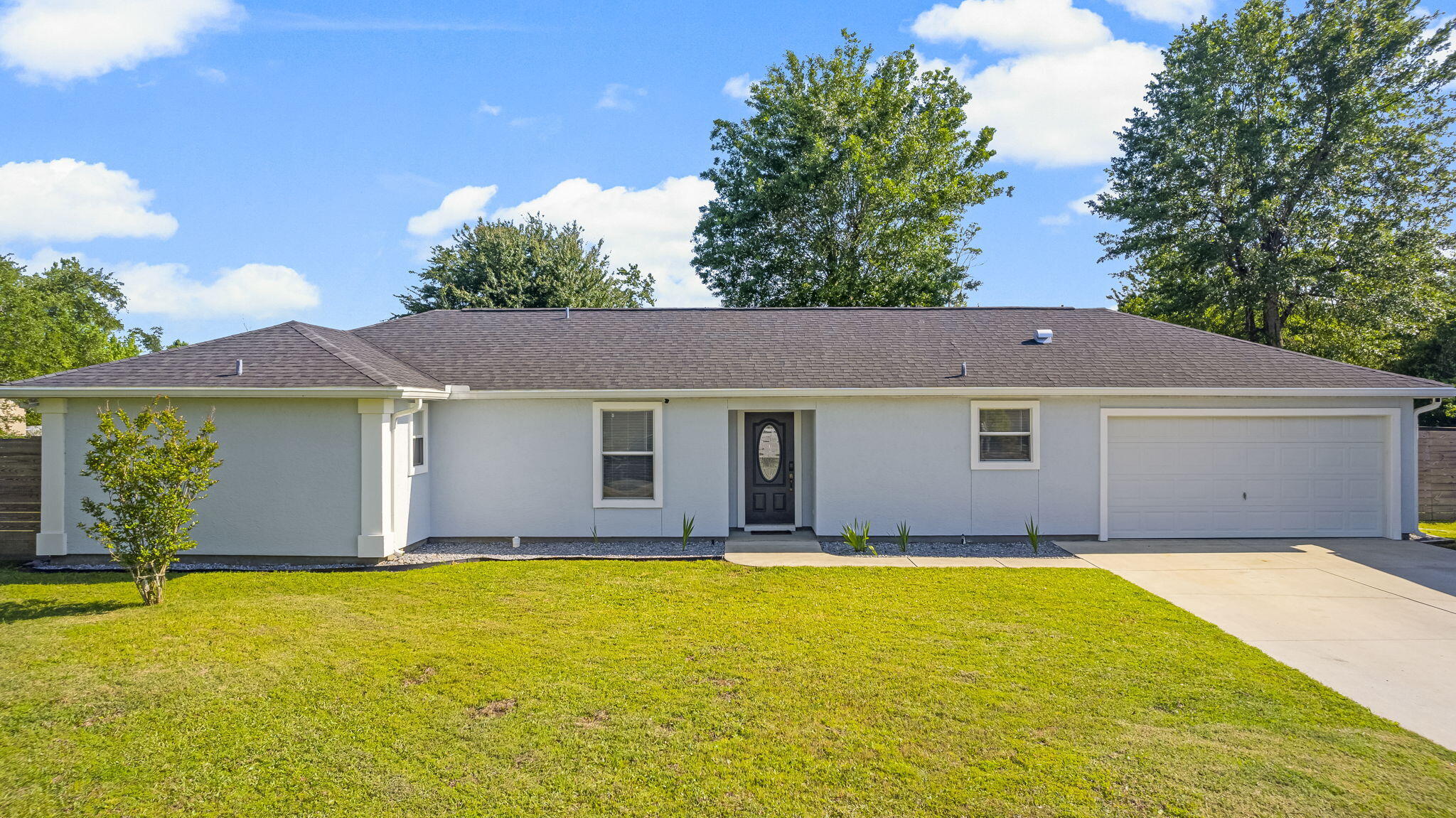 NO RECORDED SUBDIVISION - Residential