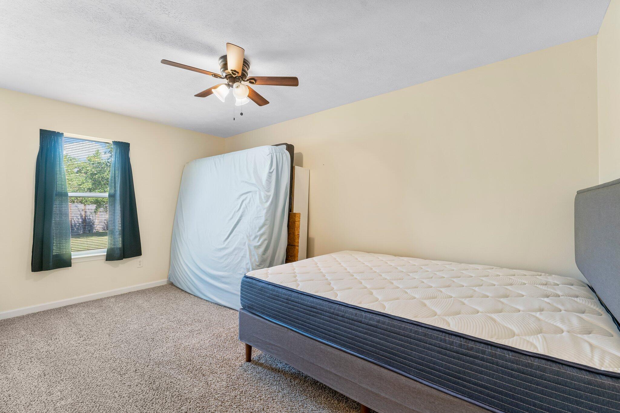 NO RECORDED SUBDIVISION - Residential