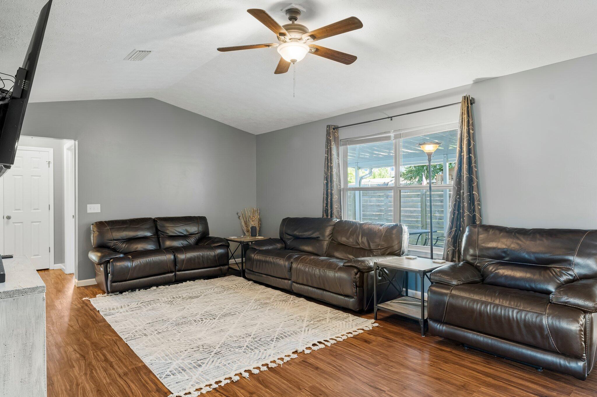 NO RECORDED SUBDIVISION - Residential