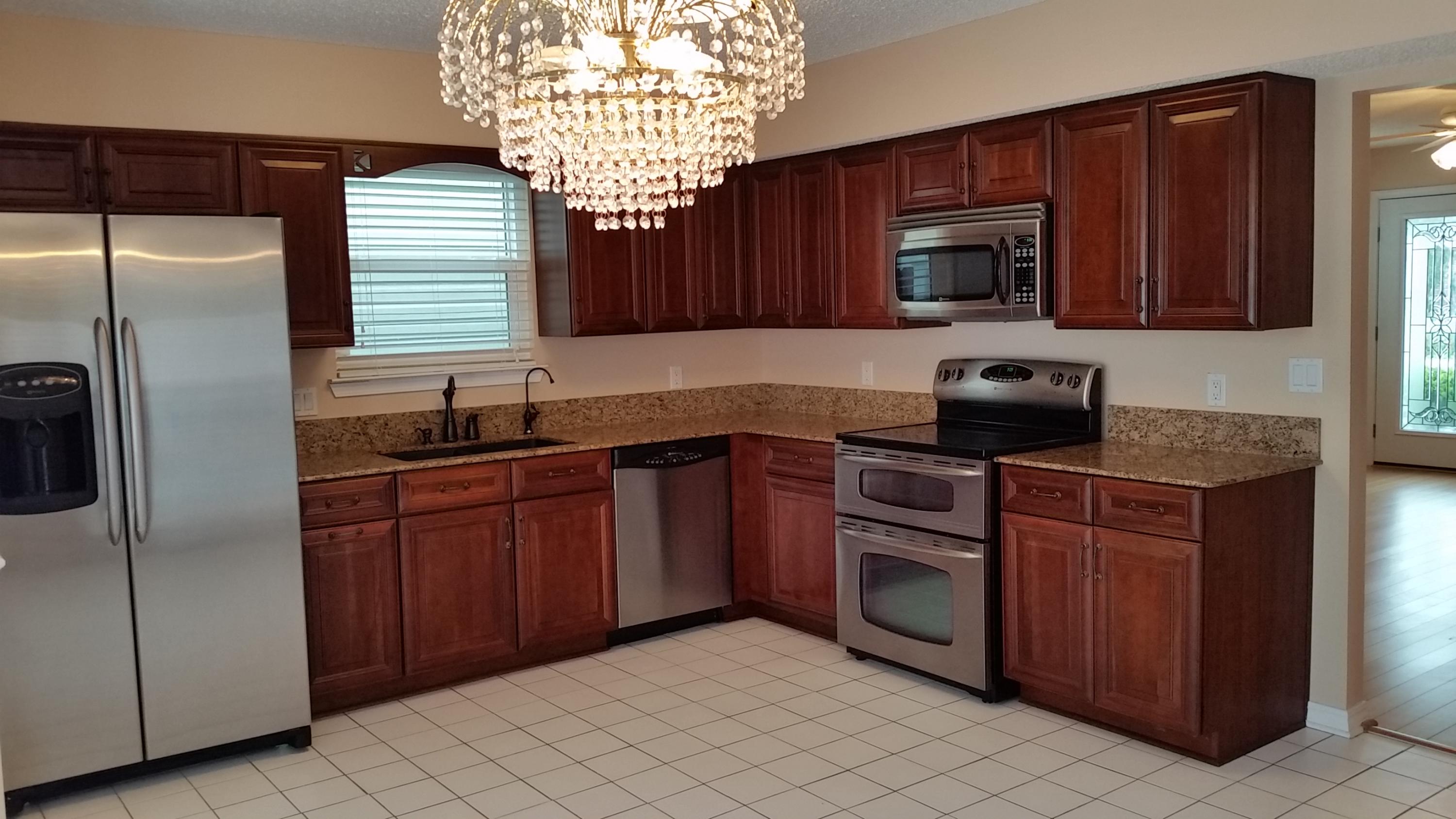 SANDY RIDGE ESTATES - Residential