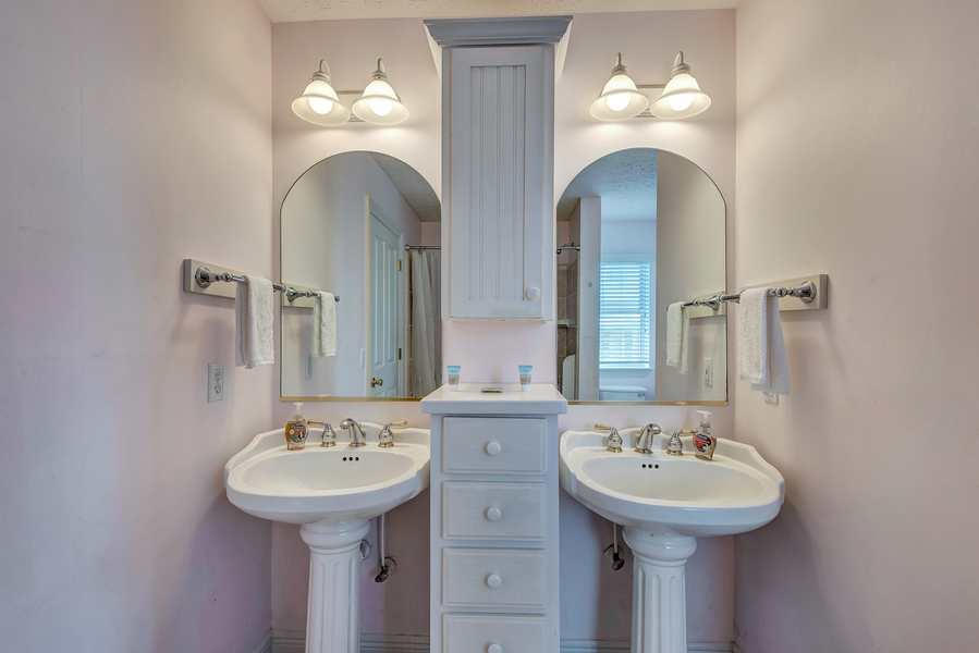 DANA BEACH PH 1 - Residential